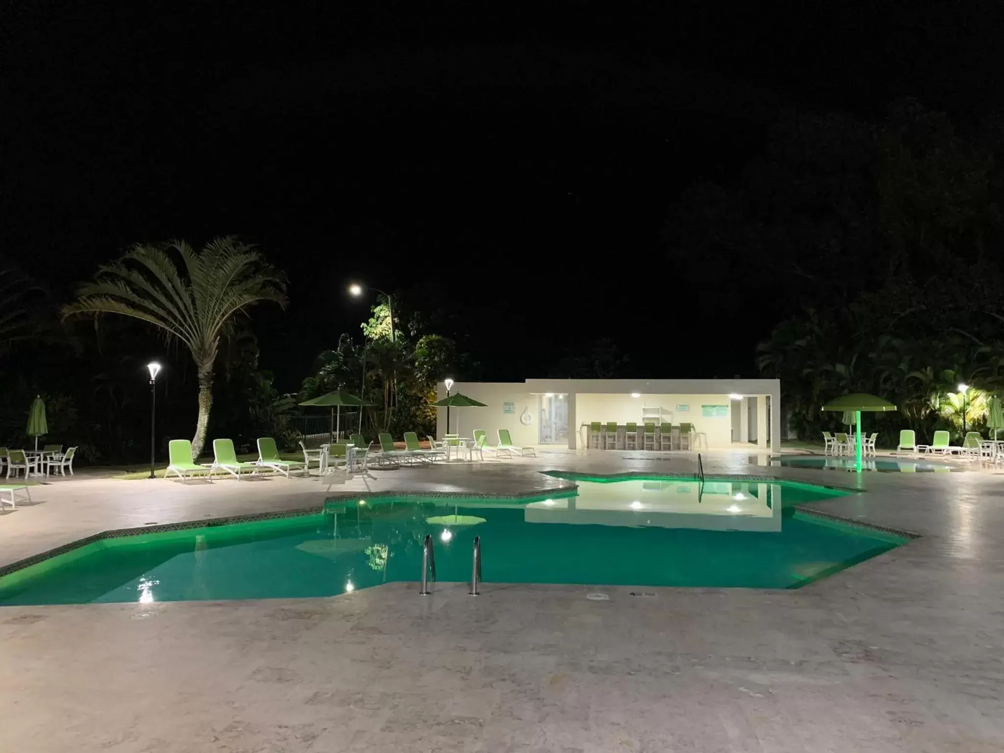 Swimming Pool in Holiday Inn Mayaguez & Tropical Casino, an IHG Hotel