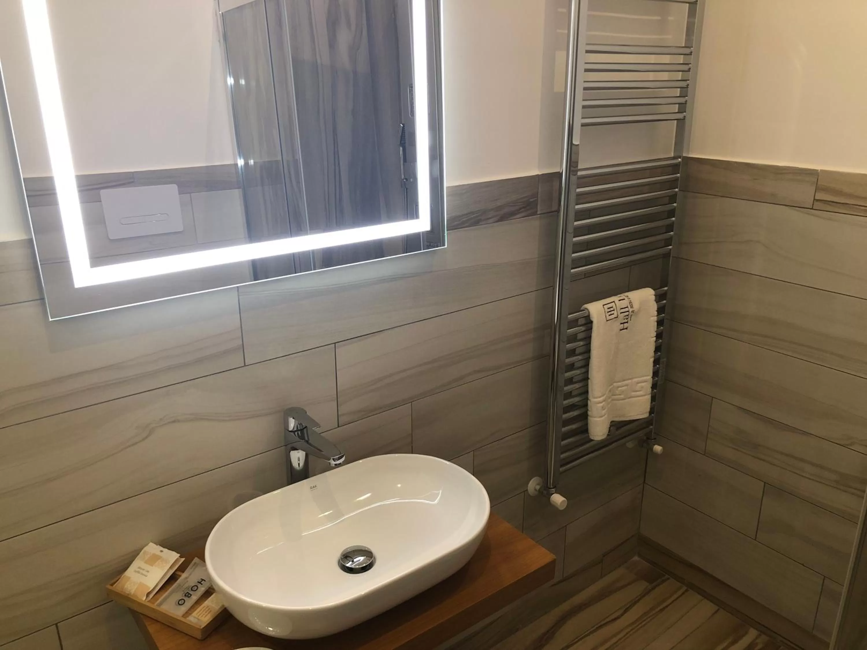 Bathroom in Hall inn B&B in Naples