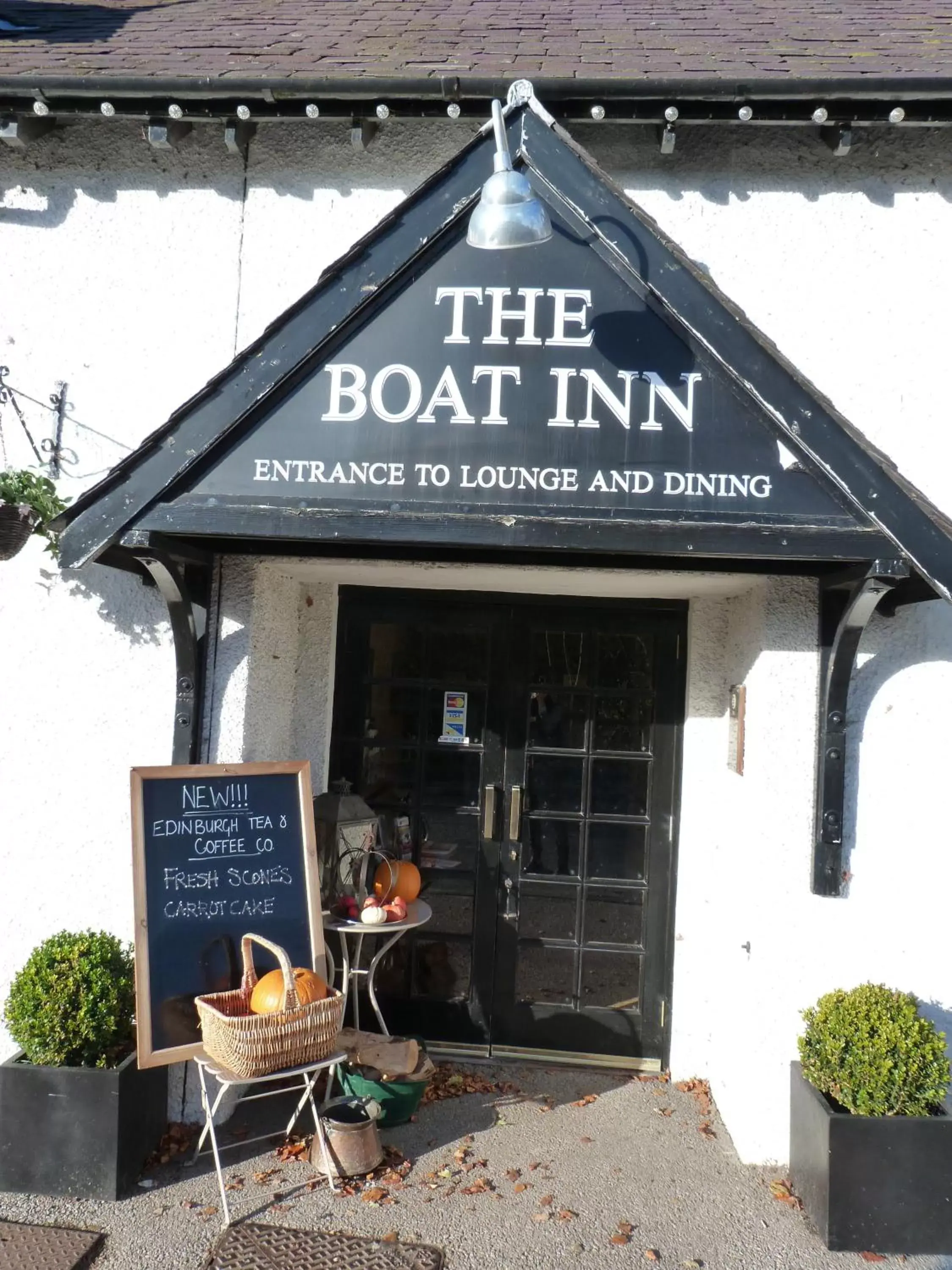 Facade/entrance, Property Logo/Sign in The Boat Inn