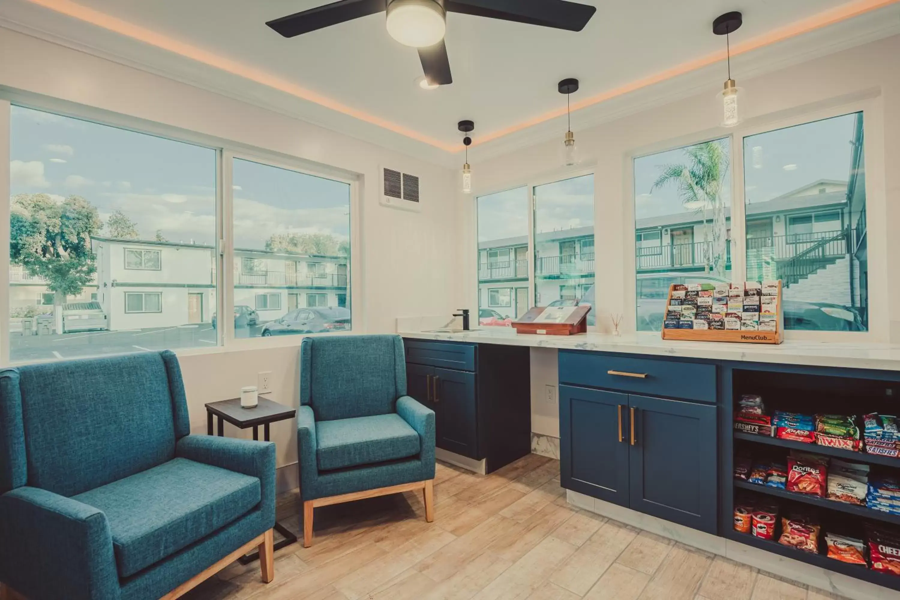 Lobby or reception in Blufftop Inn & Suites - Wharf/Restaurant District Lobby or reception in Blufftop Inn & Suites - Wharf/Restaurant District