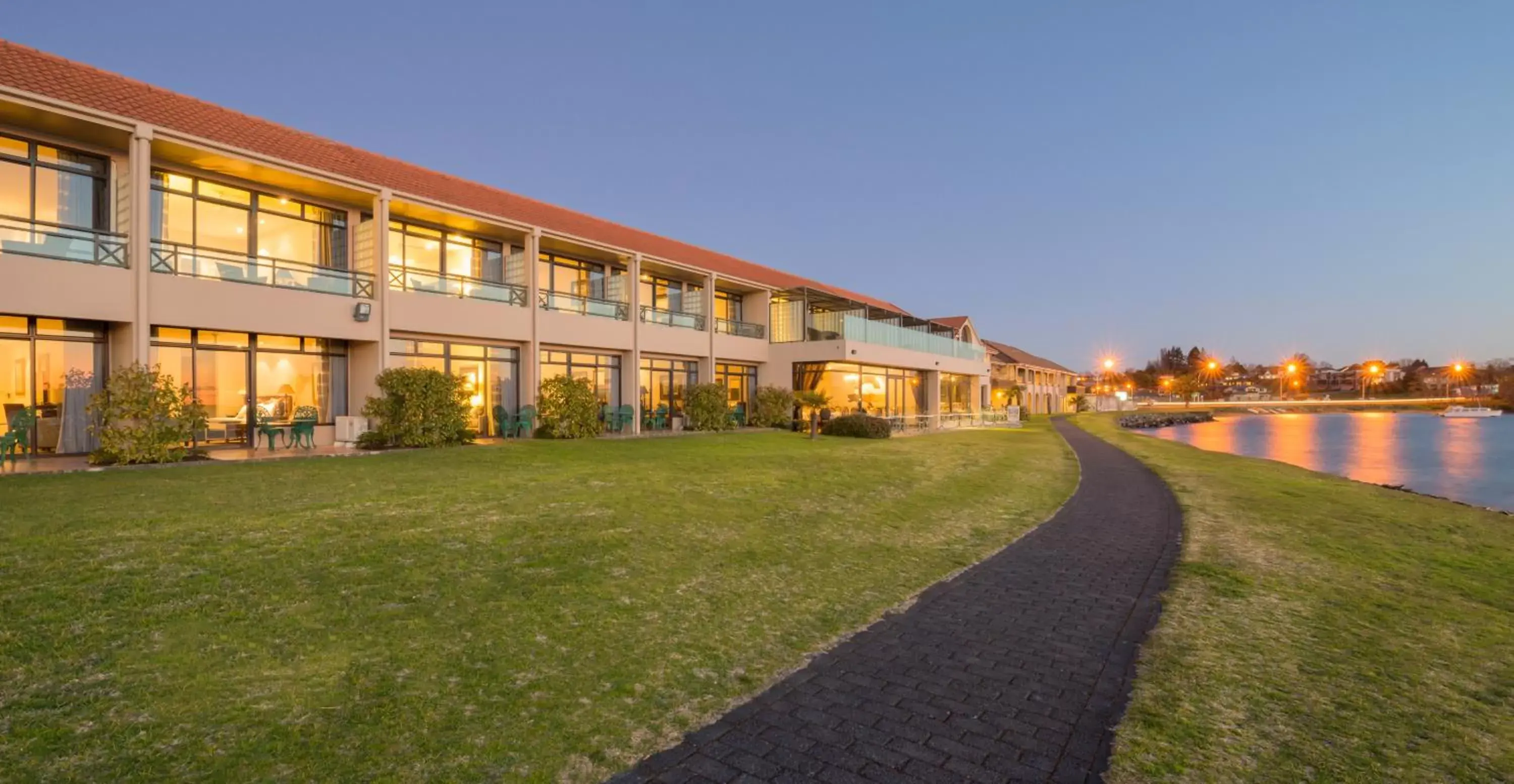 Property Building in Millennium Hotel & Resort Manuels Taupo