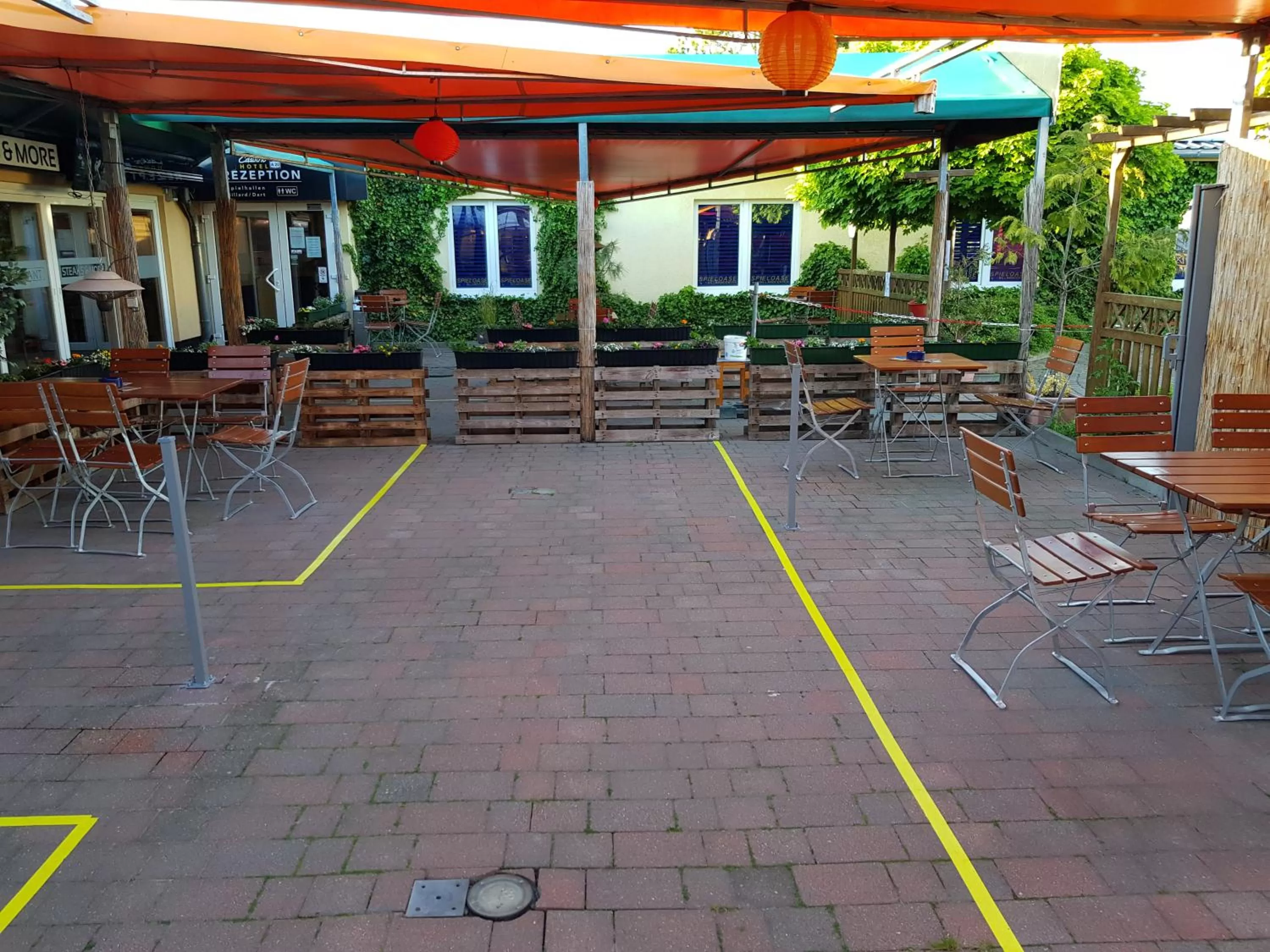 Patio in CASILINO Hotel A 20 Wismar