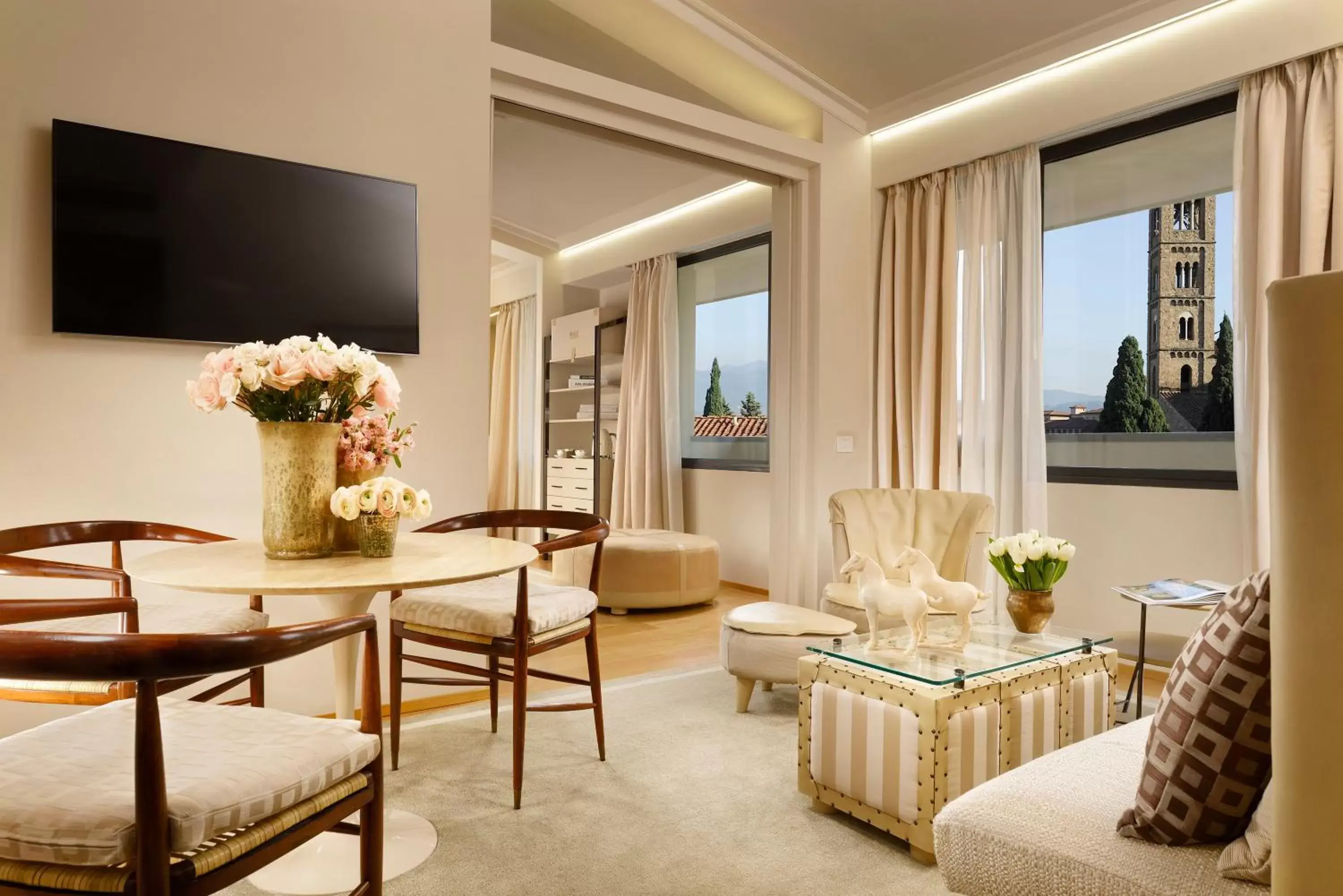 Living room in Grand Hotel Minerva Living room in Grand Hotel Minerva