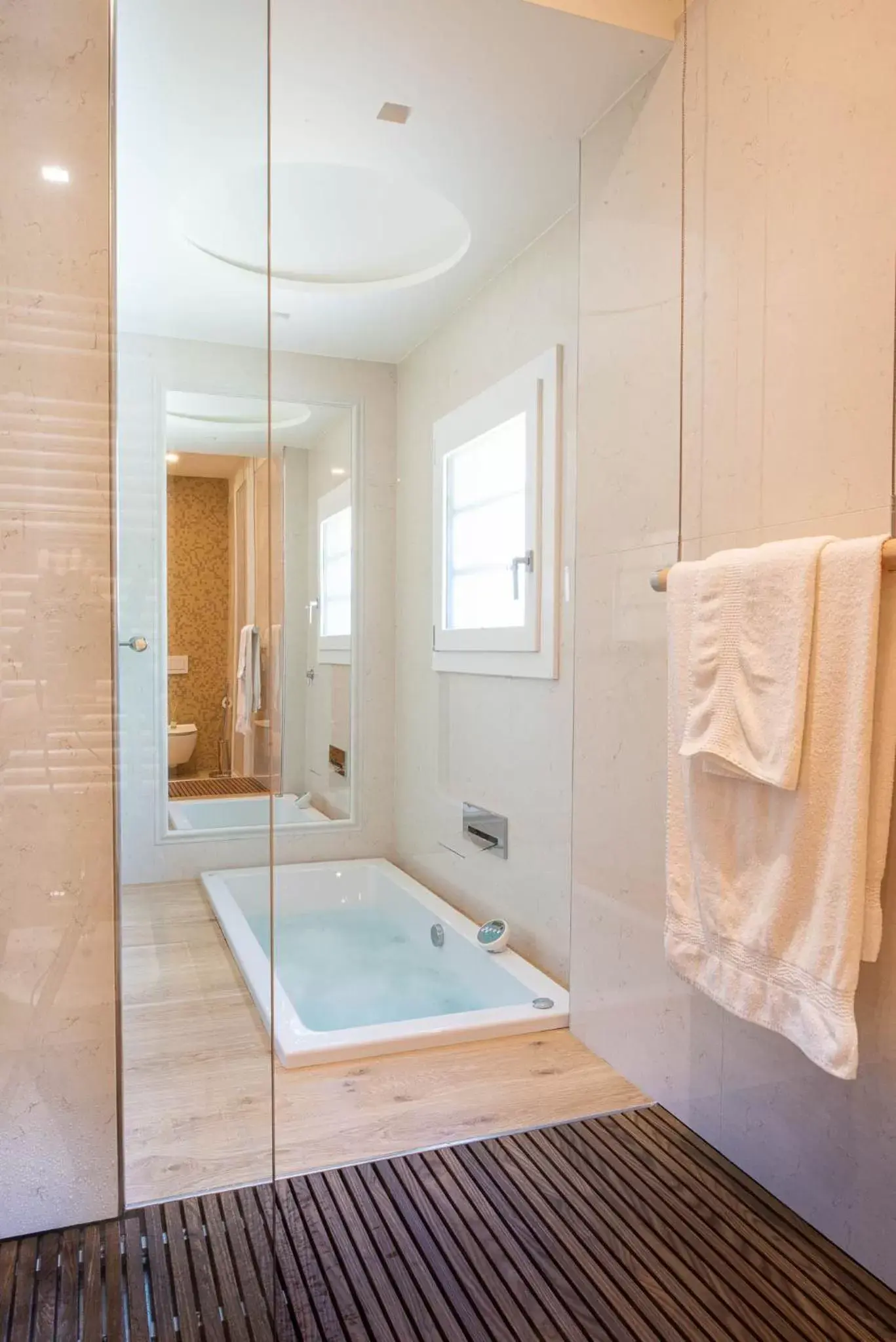 Hot Tub, Bathroom in Little House