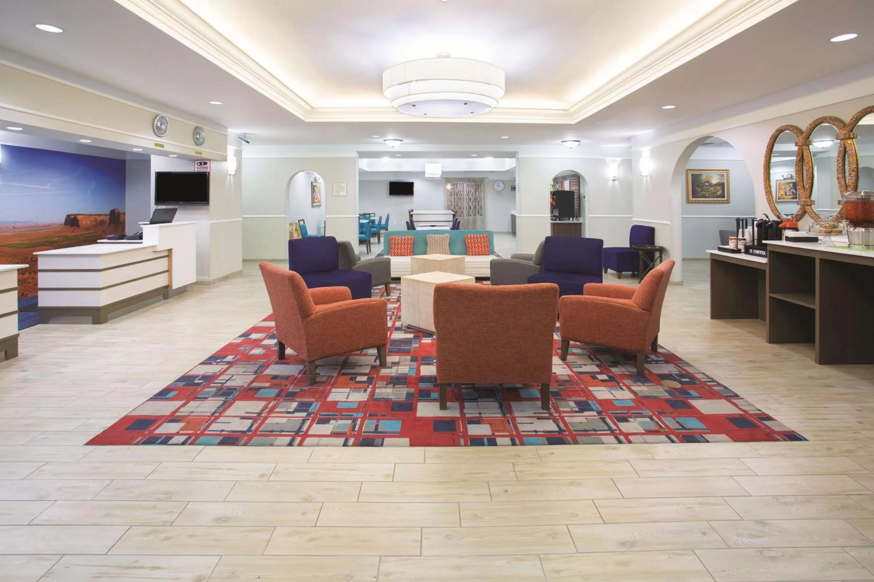 Lobby or reception in La Quinta by Wyndham Gallup