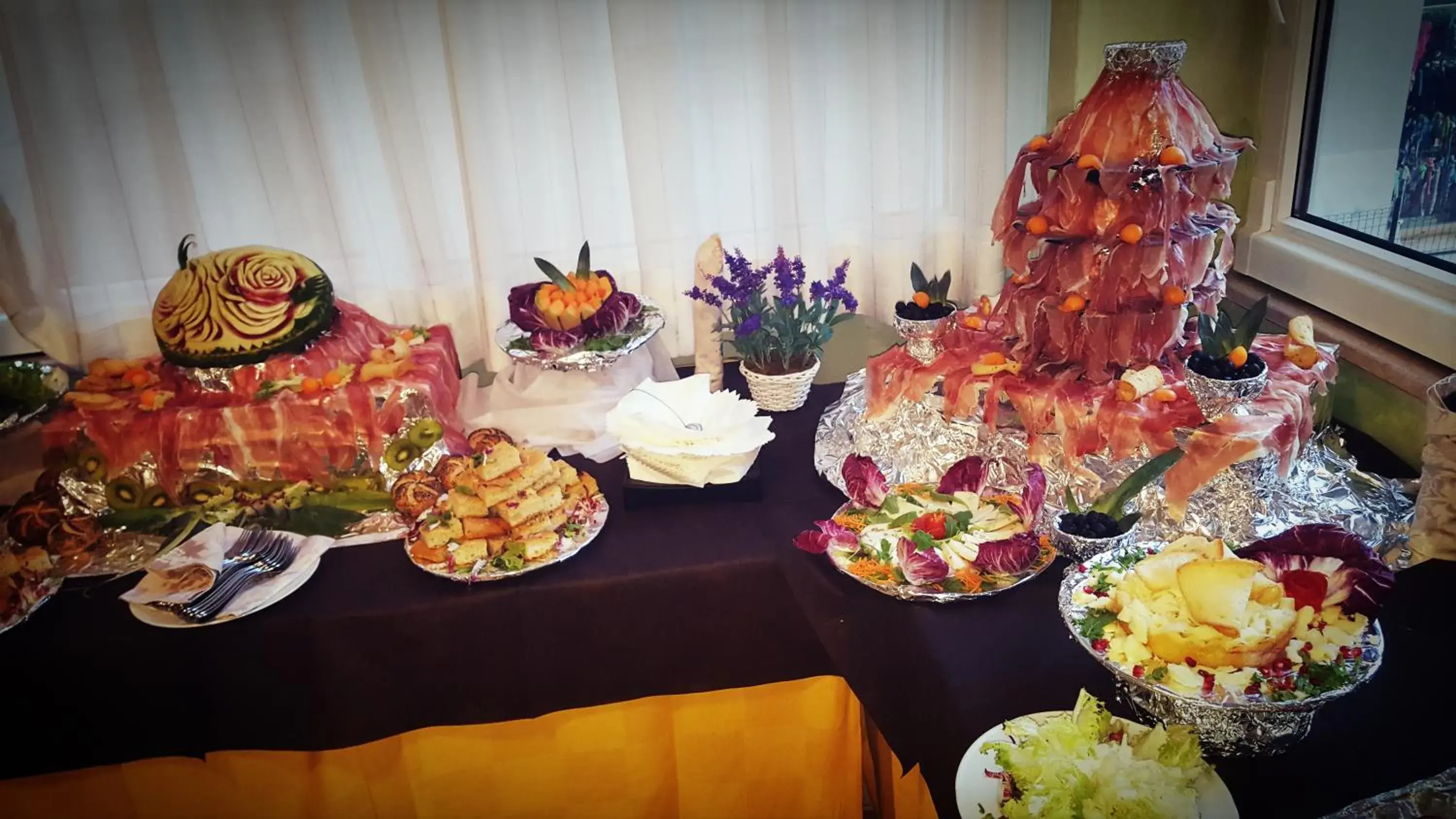 Food, Banquet Facilities in Hotel Gala