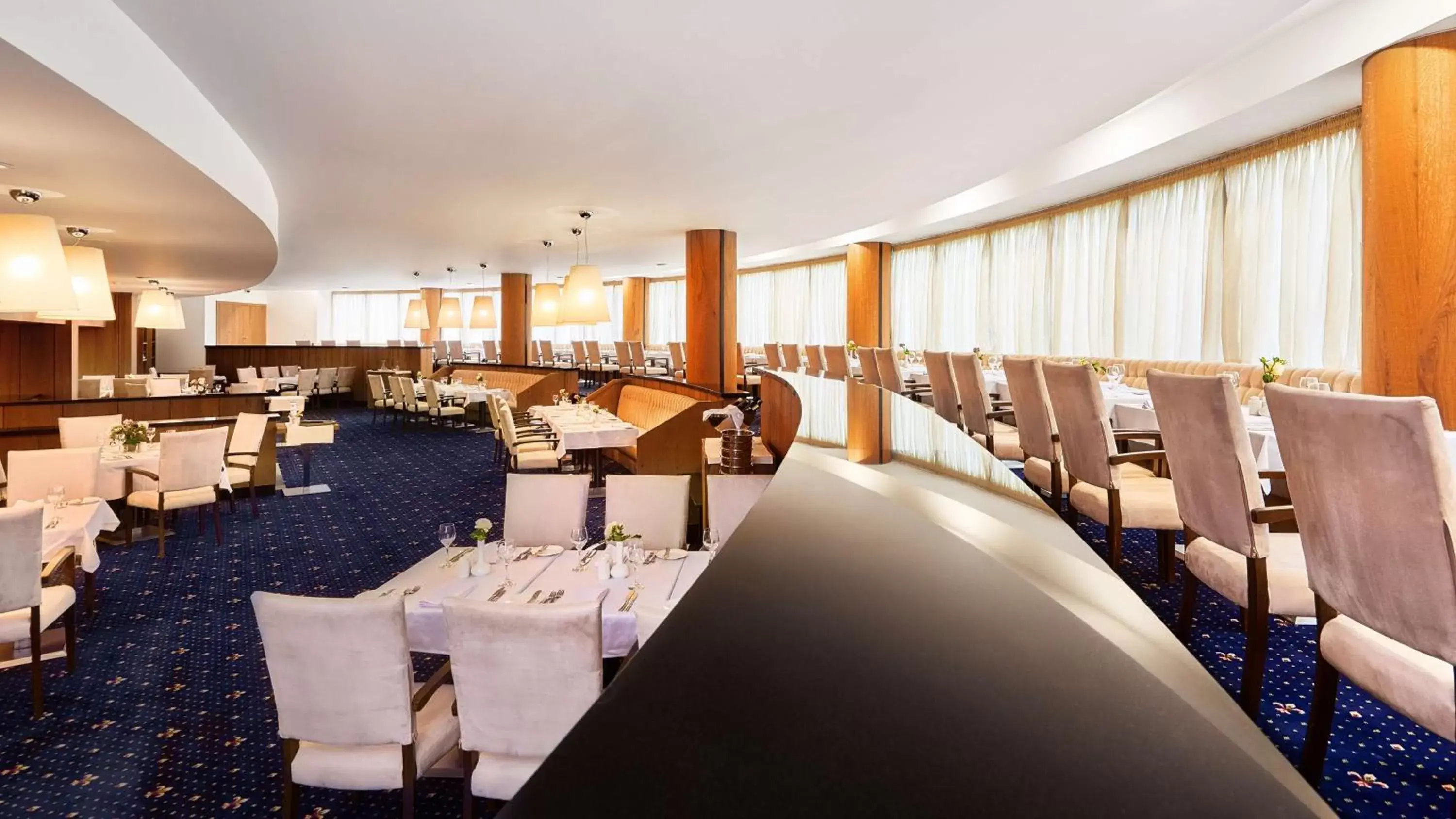 Restaurant/places to eat in Metropolitan Hotel Sofia, a member of Radisson Individuals Restaurant/places to eat in Metropolitan Hotel Sofia, a member of Radisson Individuals