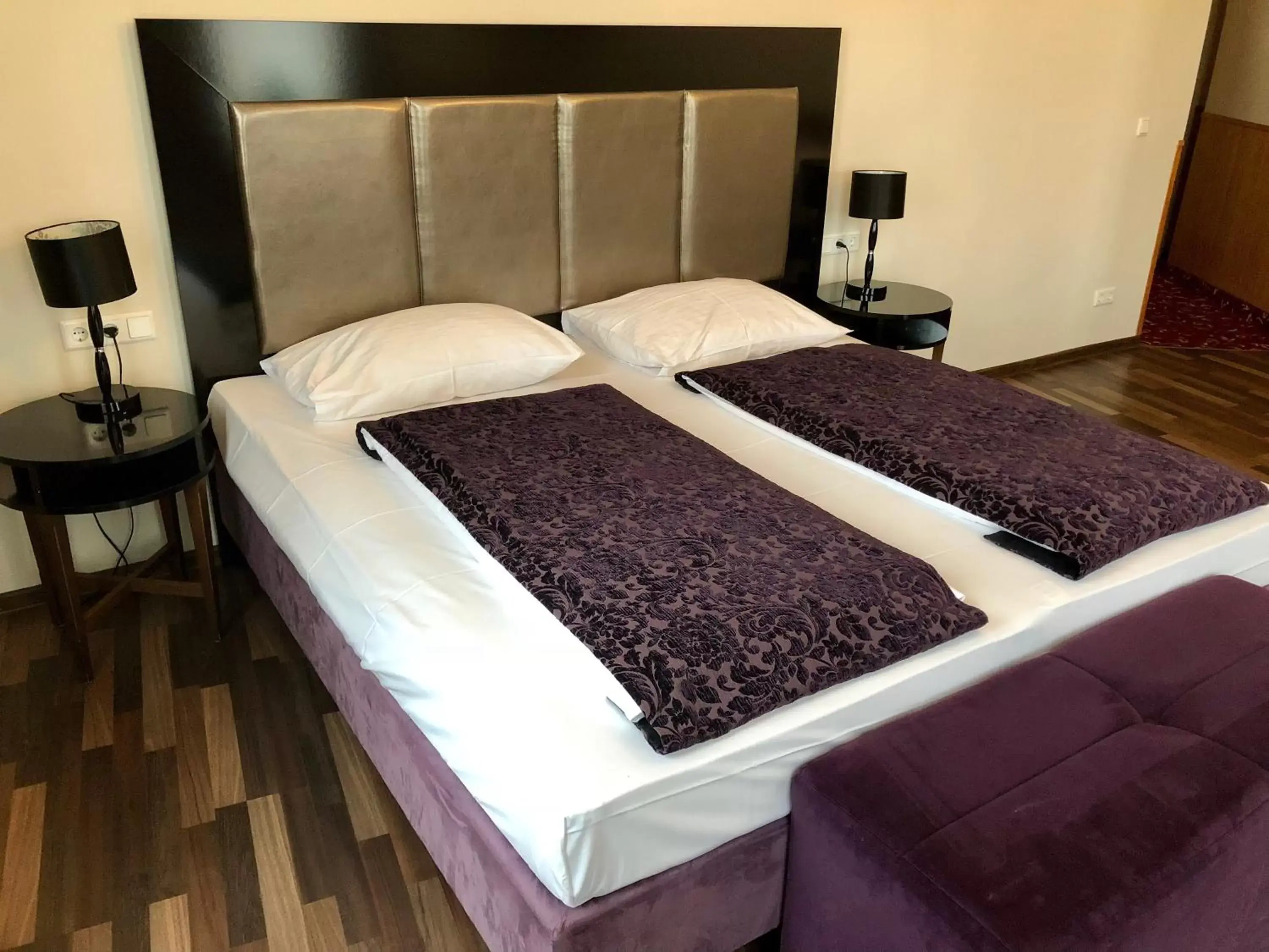 Bedroom, Bed in Hotel Pension Baron am Schottentor