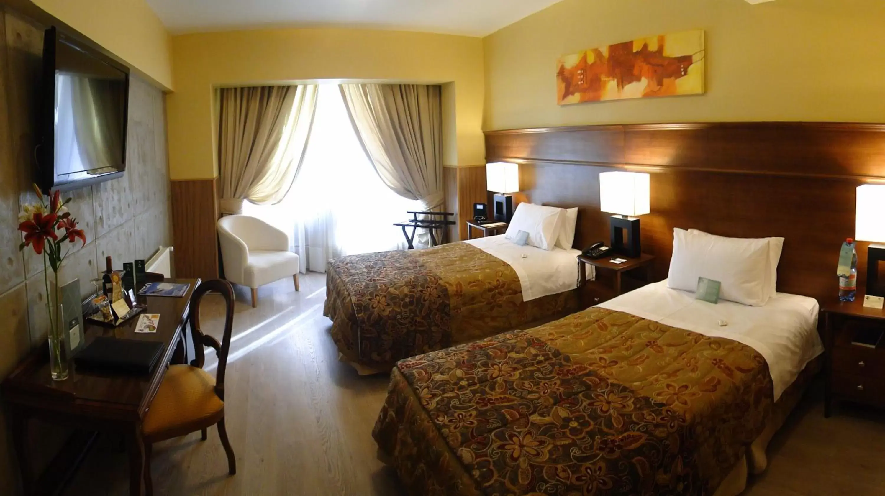 Photo of the whole room, Bed in Hotel Panamericano