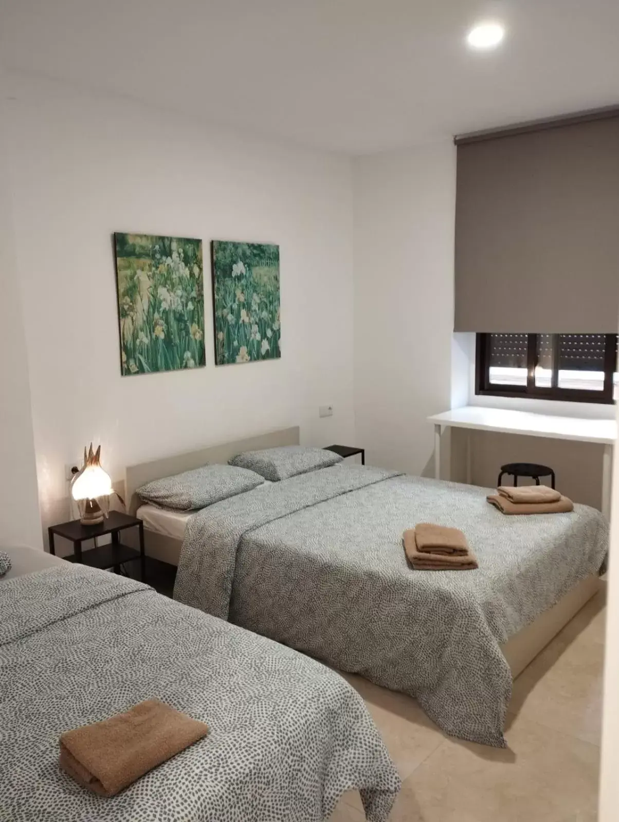 Bed in Soho Boho Apartments - with sunny rooftop terrace and fiber optic internet