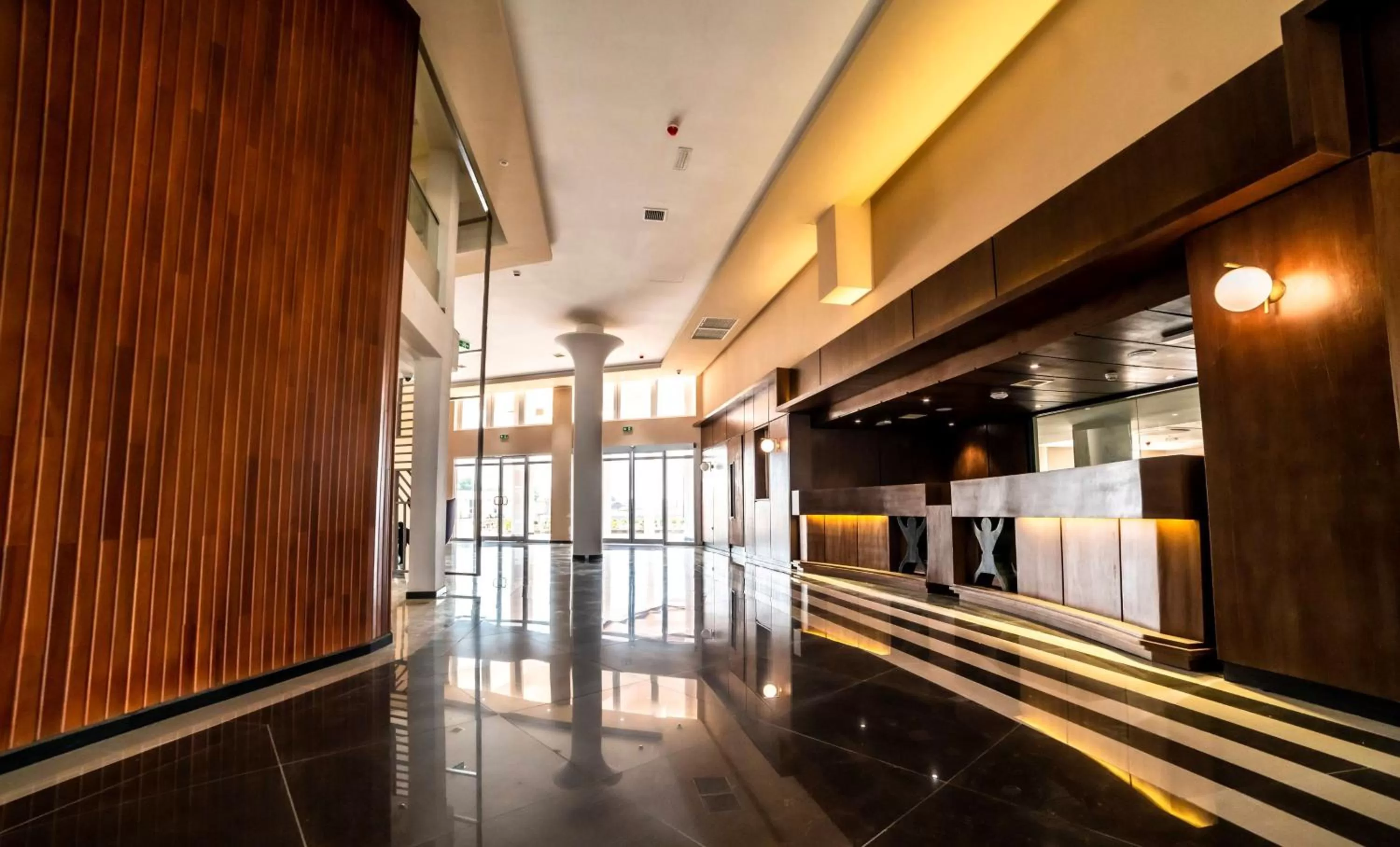 Lobby or reception in Best Western Plus Soaho Douala Airport