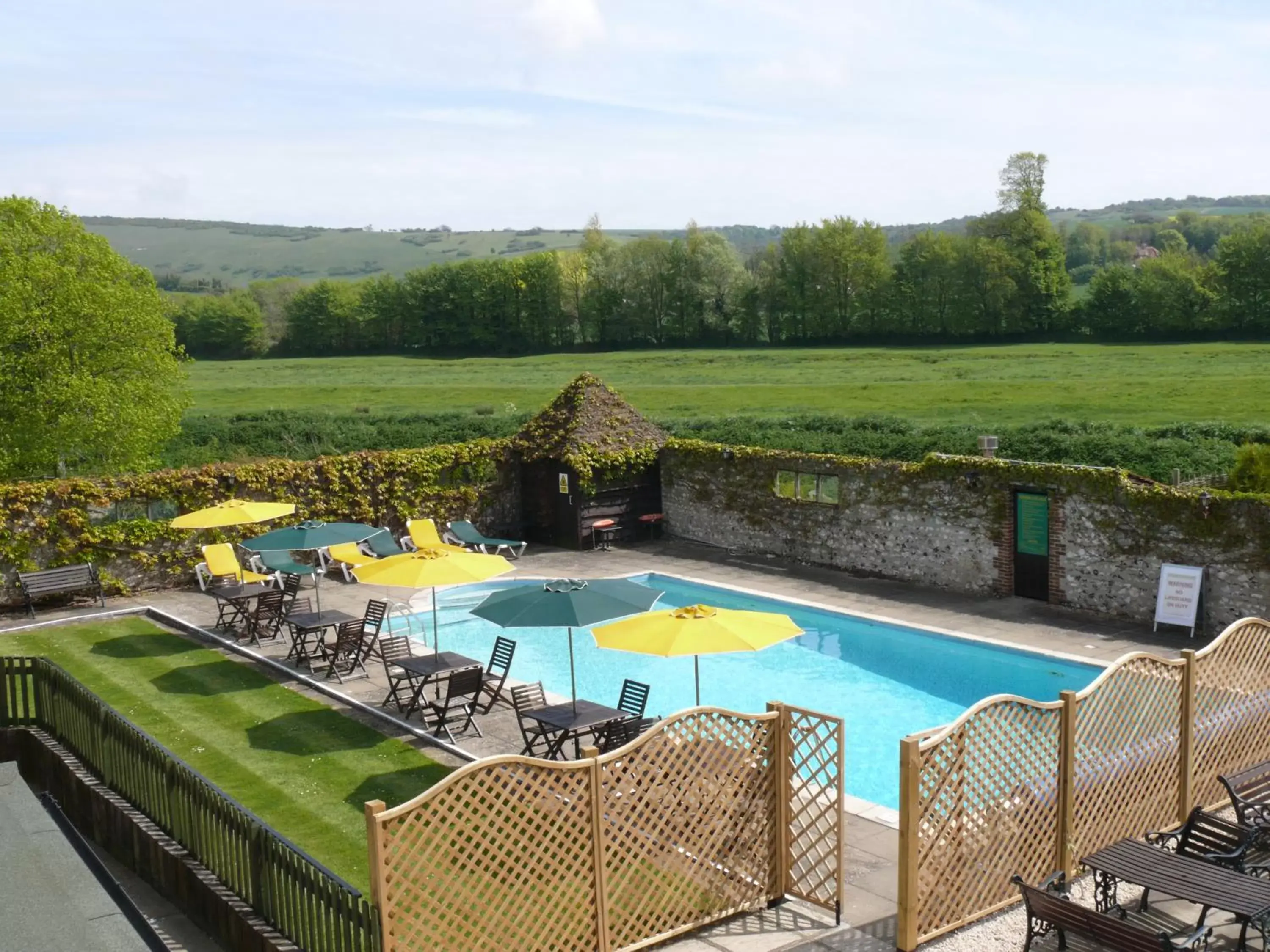 Garden, Pool View in Deans Place Hotel