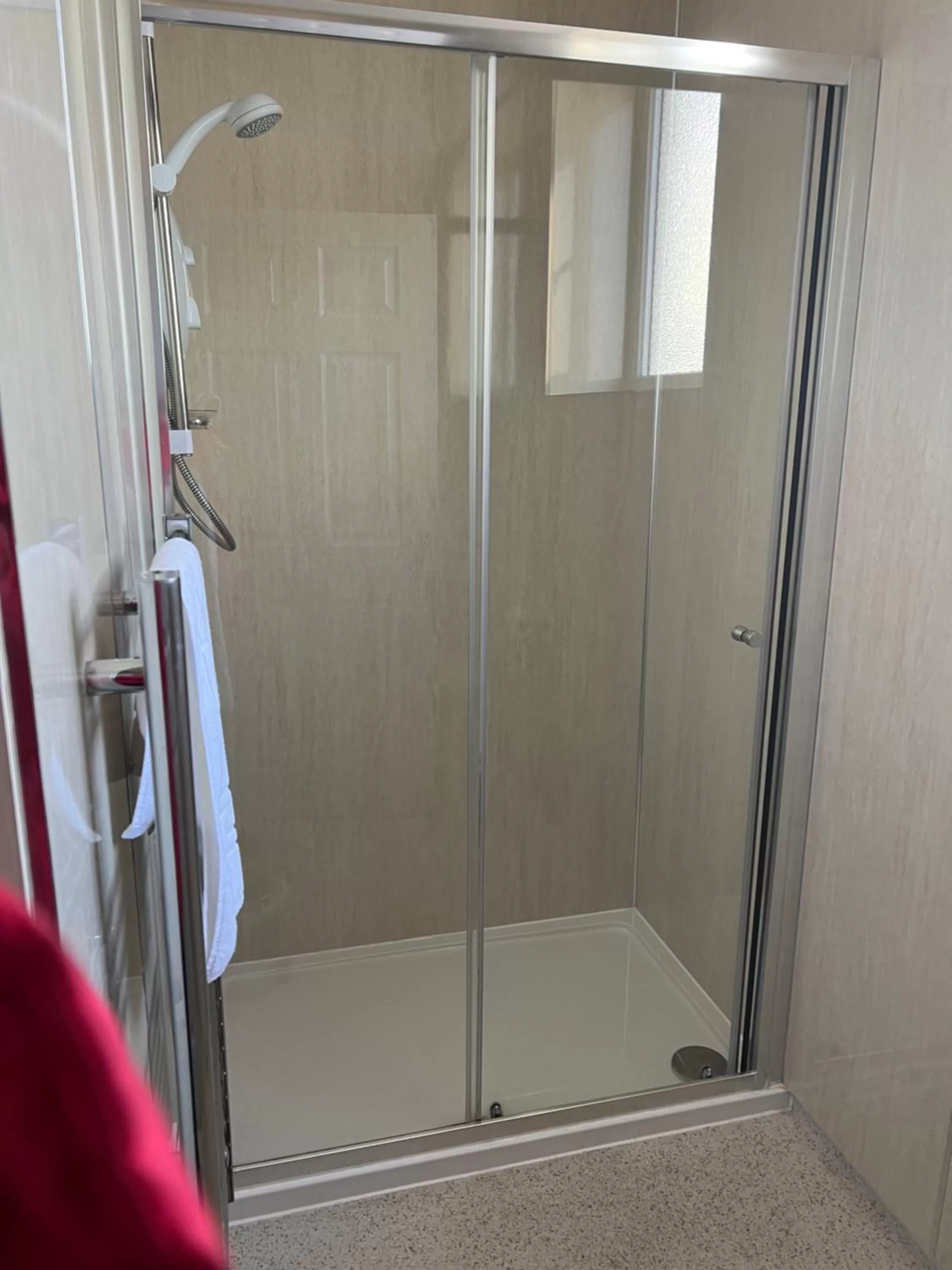 Bathroom in Links Lets Room Only