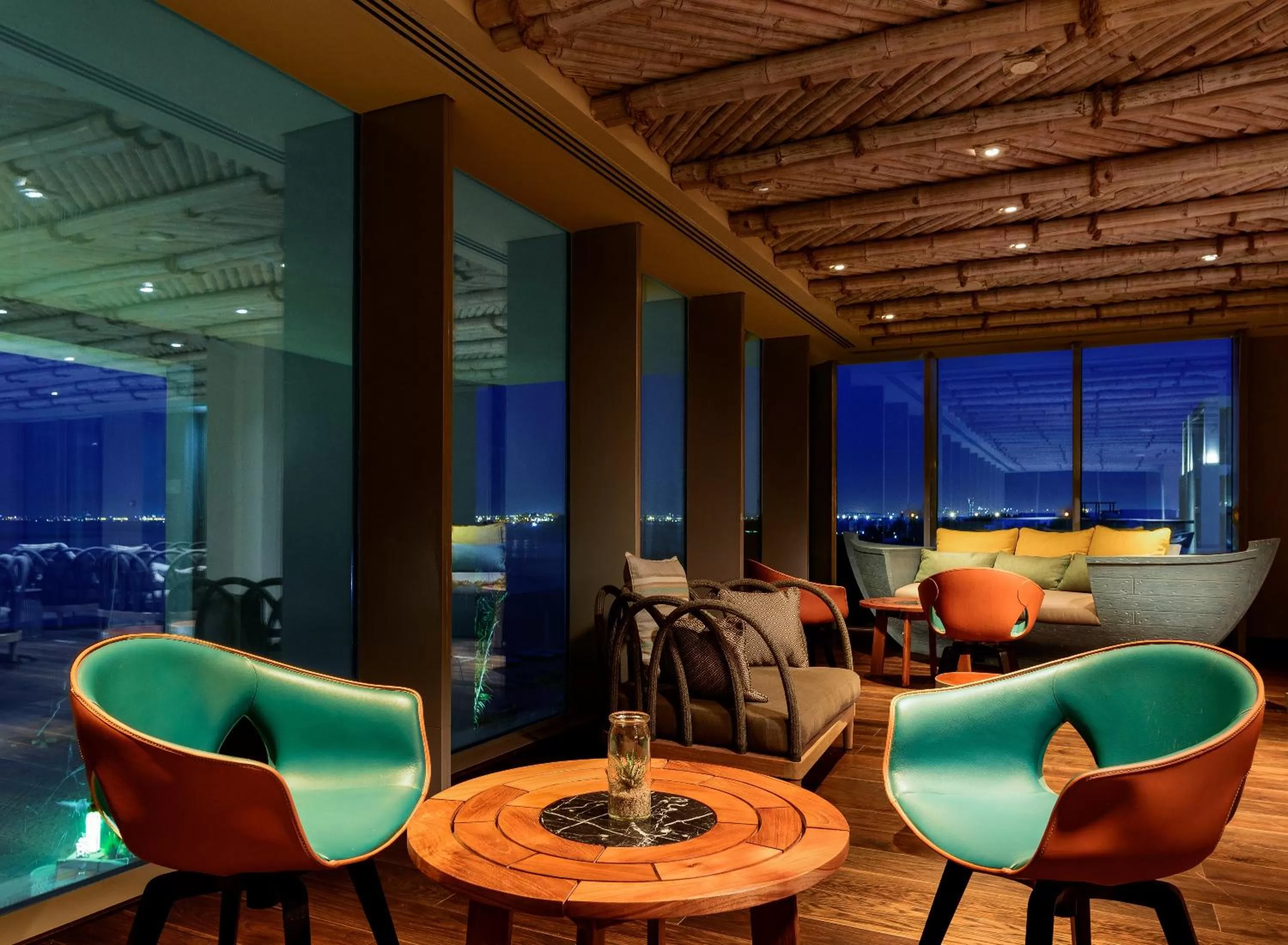 Lounge or bar in Kempinski Hotel Muscat