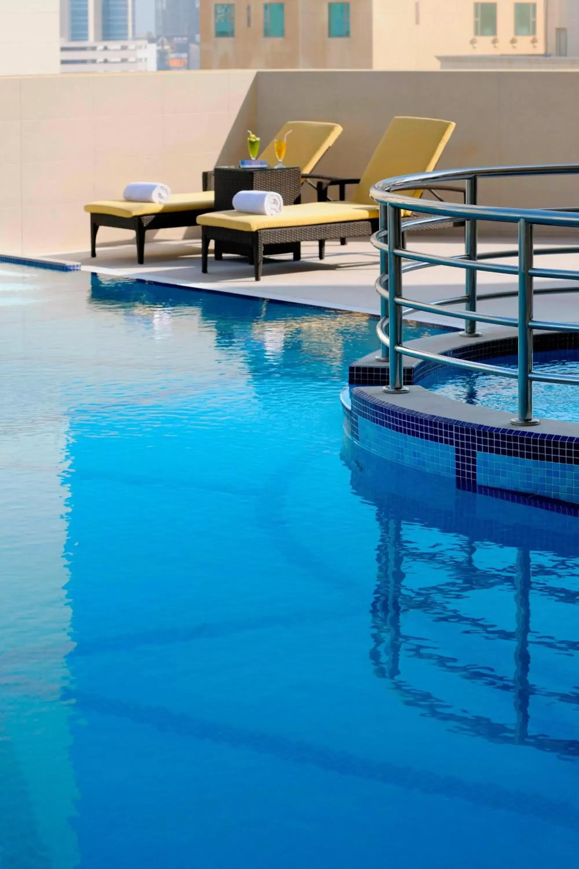 Swimming Pool in Residence Inn by Marriott Manama Juffair