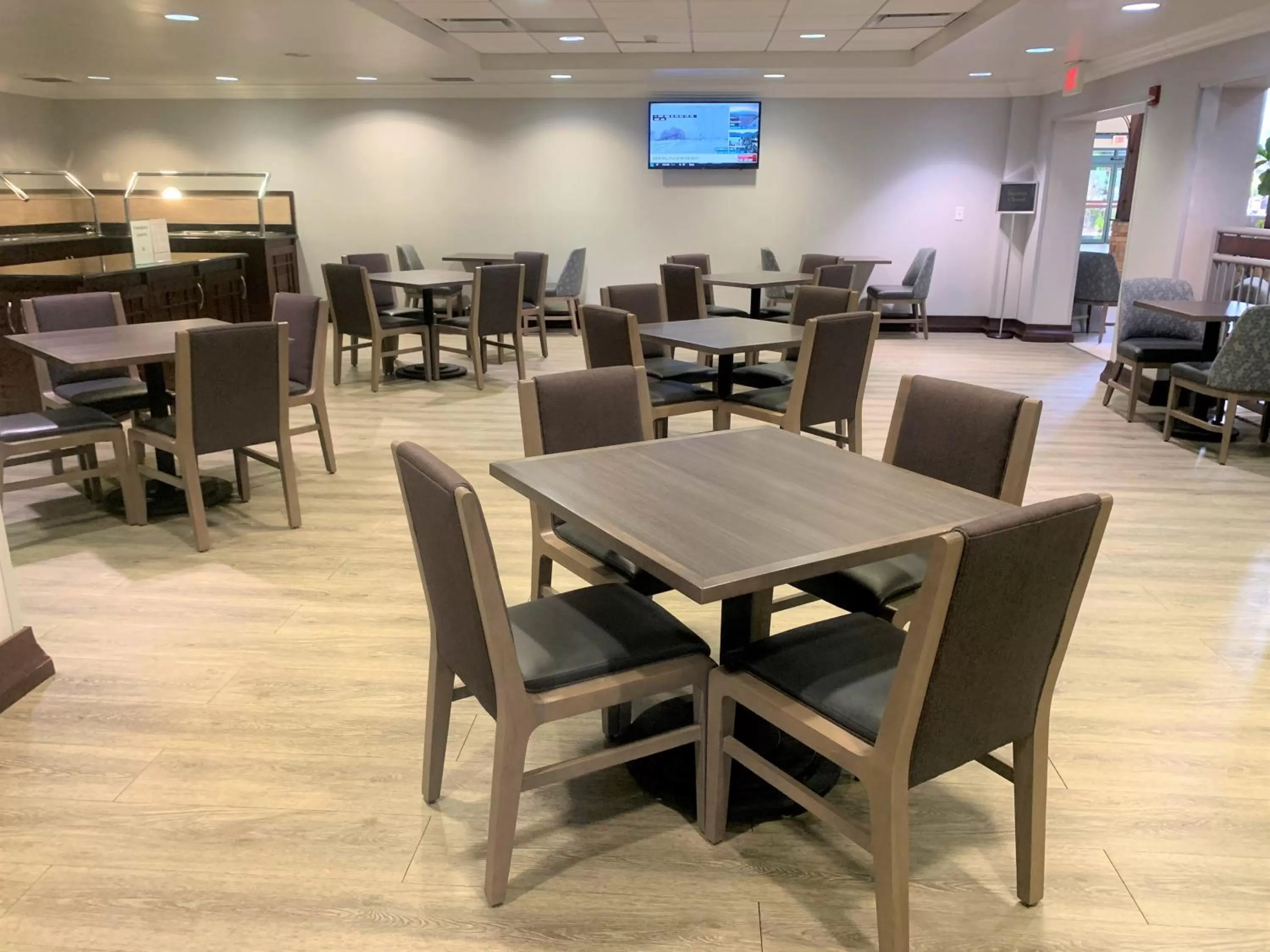 Restaurant/places to eat in Holiday Inn Asheville - Biltmore West by IHG