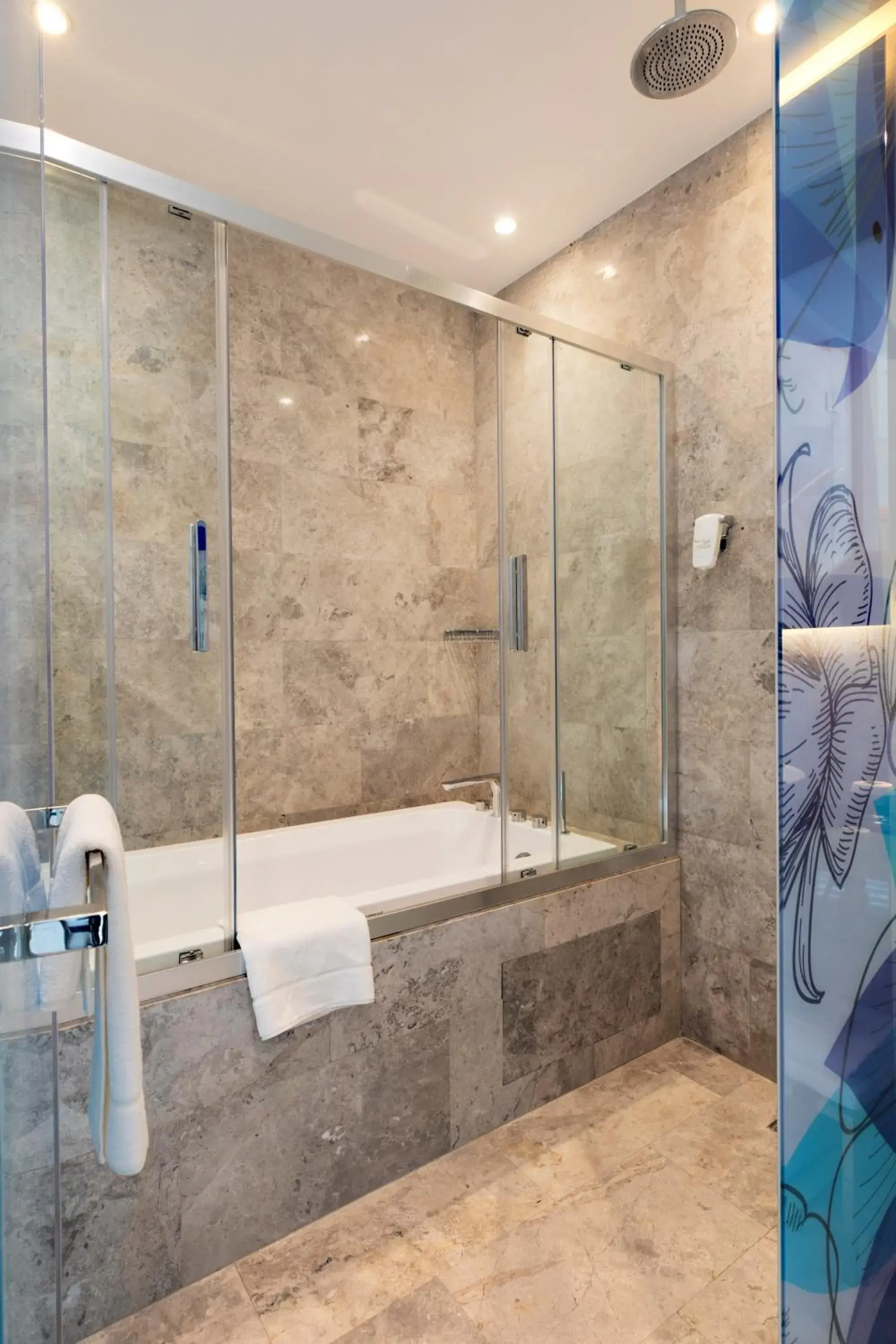 Bathroom in Ibis Styles Istanbul Atasehir