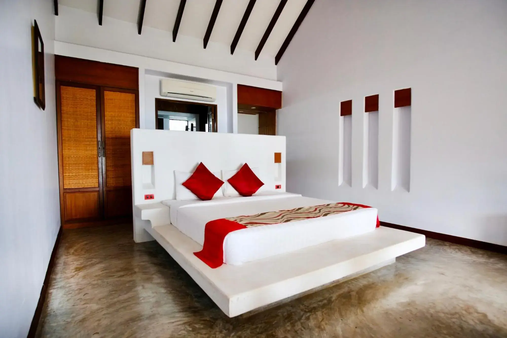 Photo of the whole room, Bed in Andalay Boutique Resort