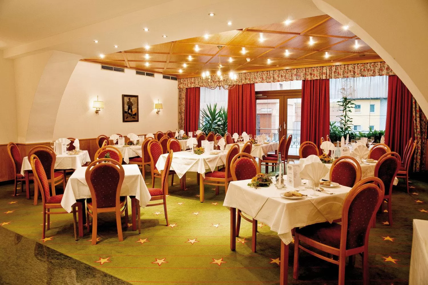 Restaurant/places to eat in Hotel-Garni Stern - bed & breakfast & more