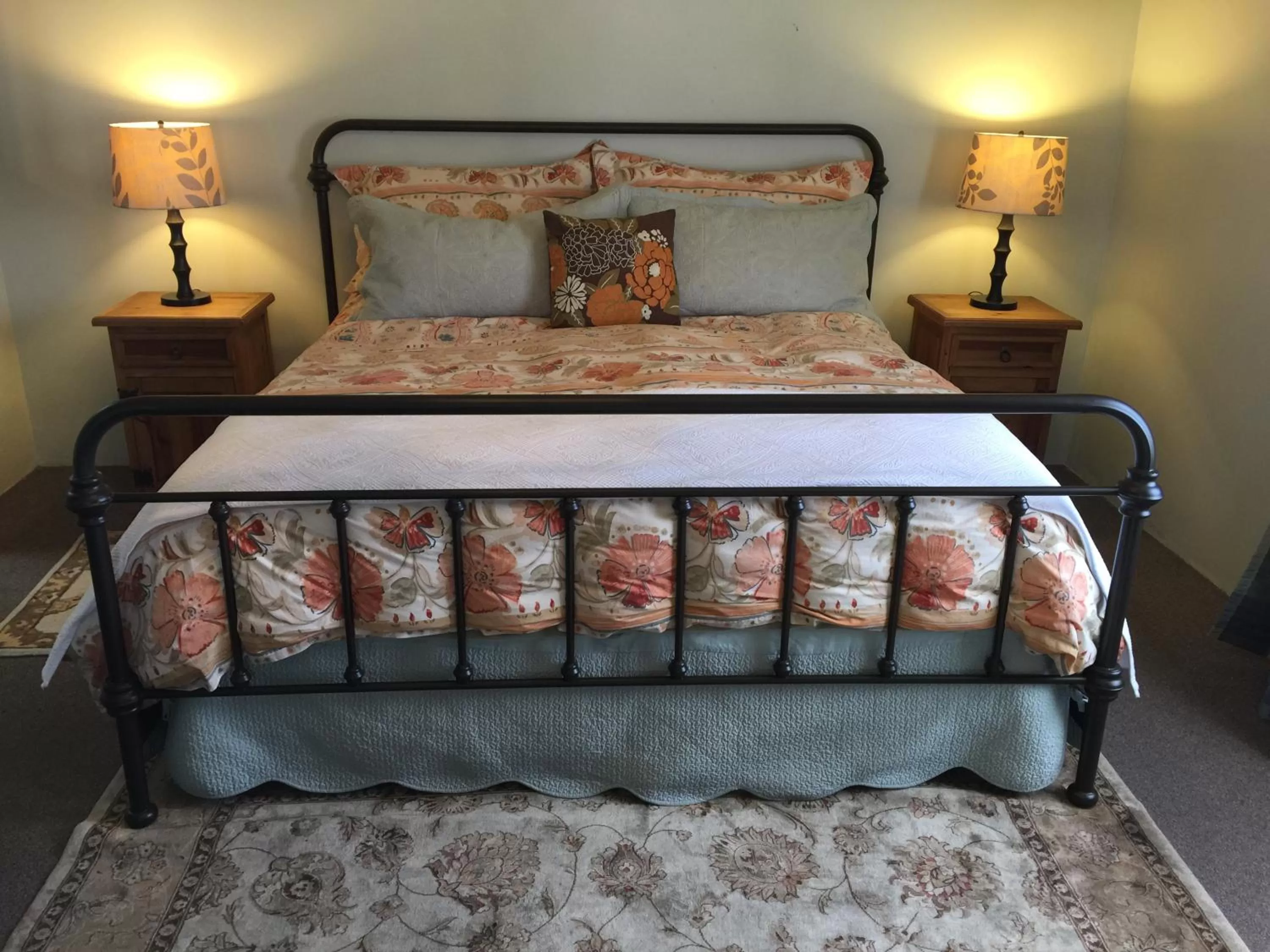 Bed in Casa de Tres Lunas/House of Three Moons