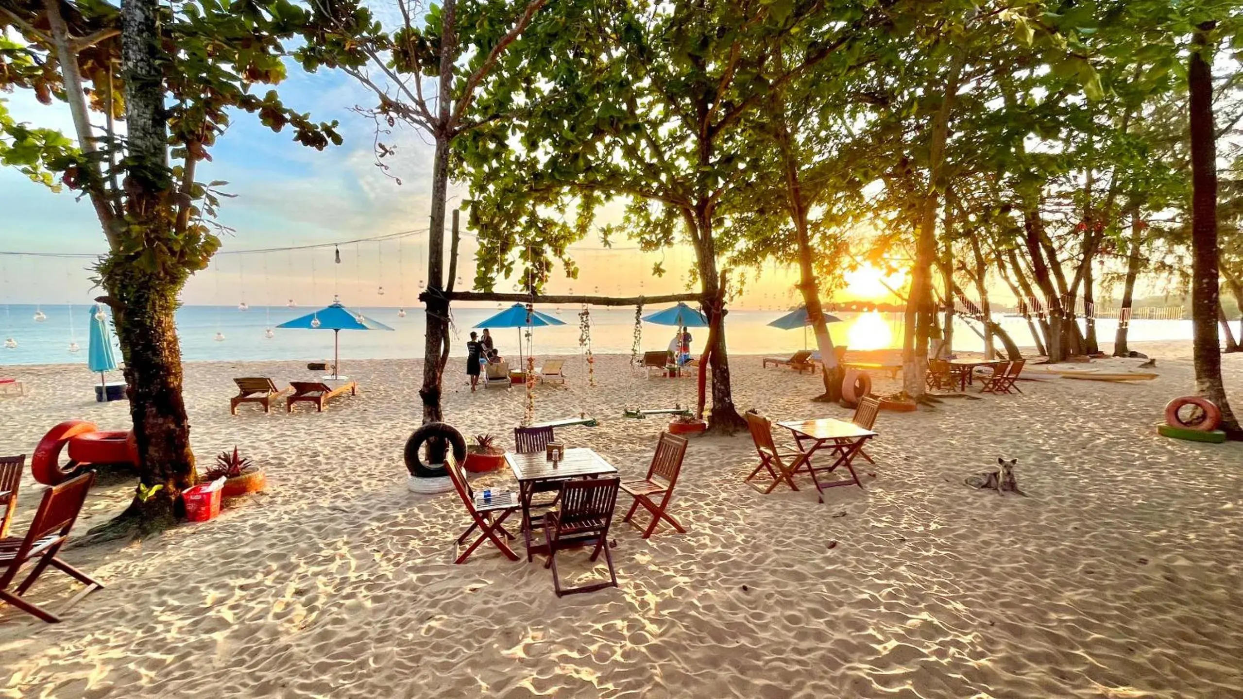 Beach in Vung Bau Resort