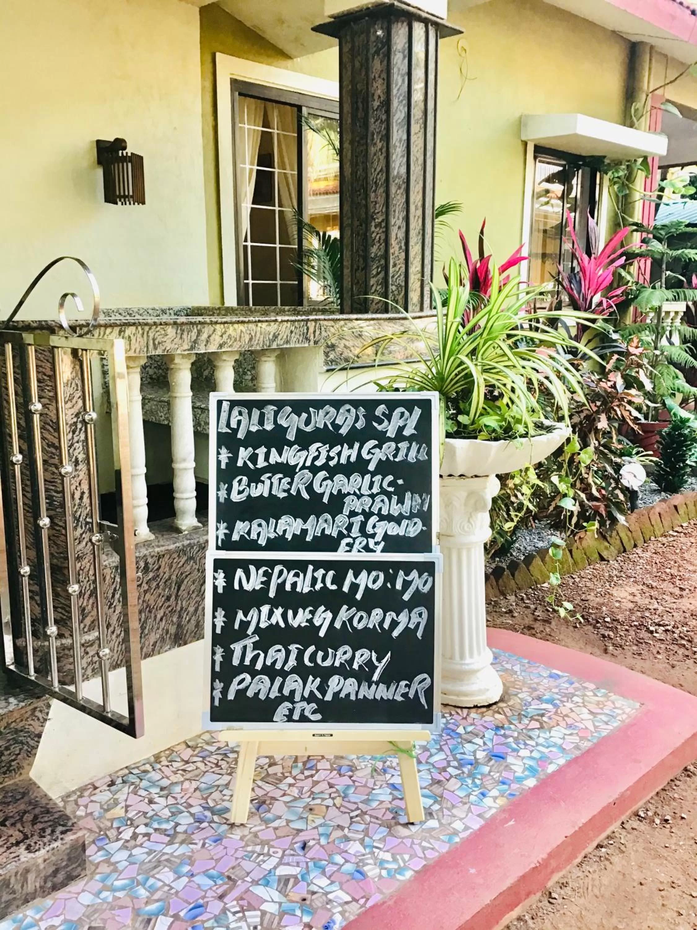 Restaurant/places to eat in LaligurasVilla Beachside Escape - 100m to Beach