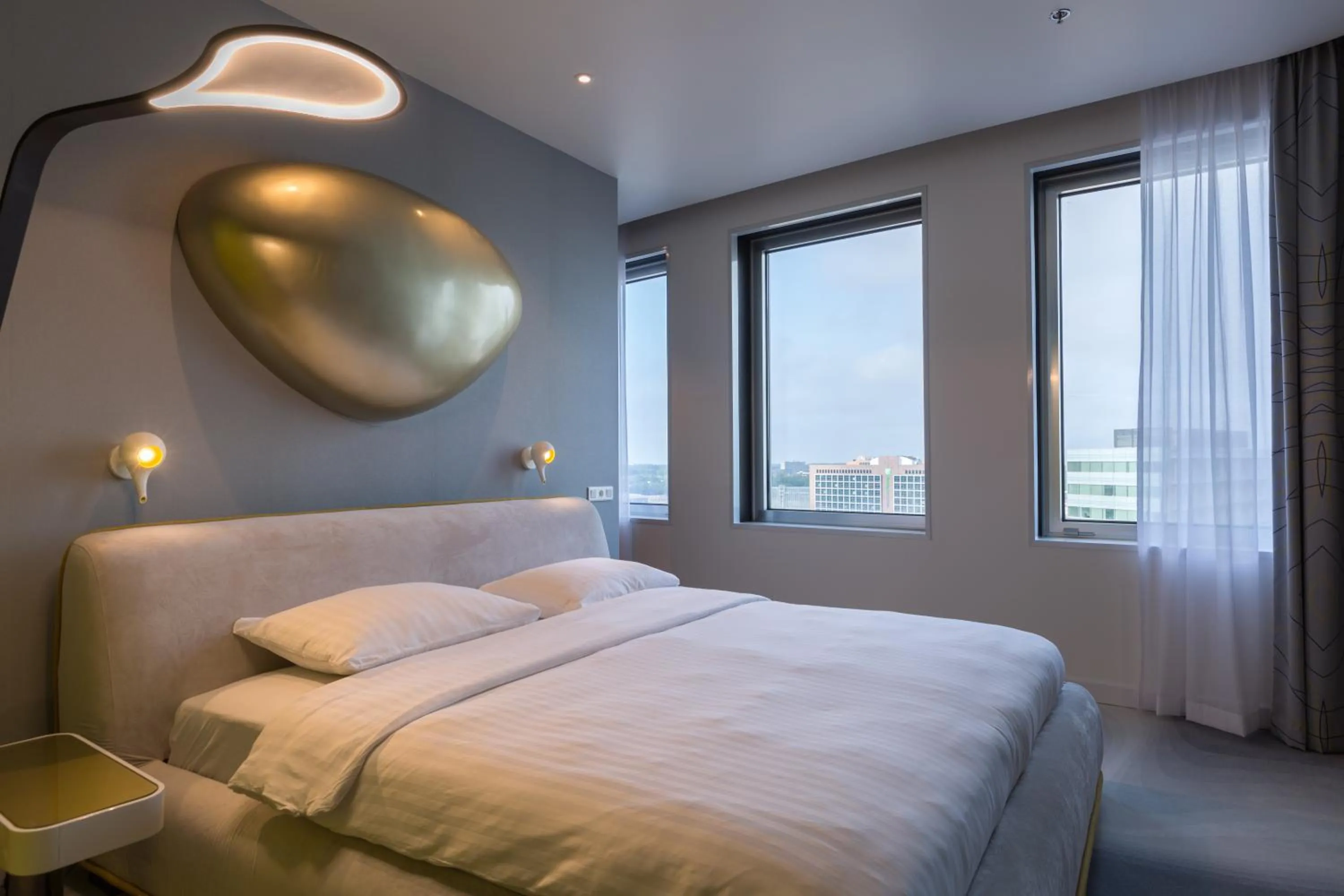 Bed in Park Inn by Radisson Amsterdam City West