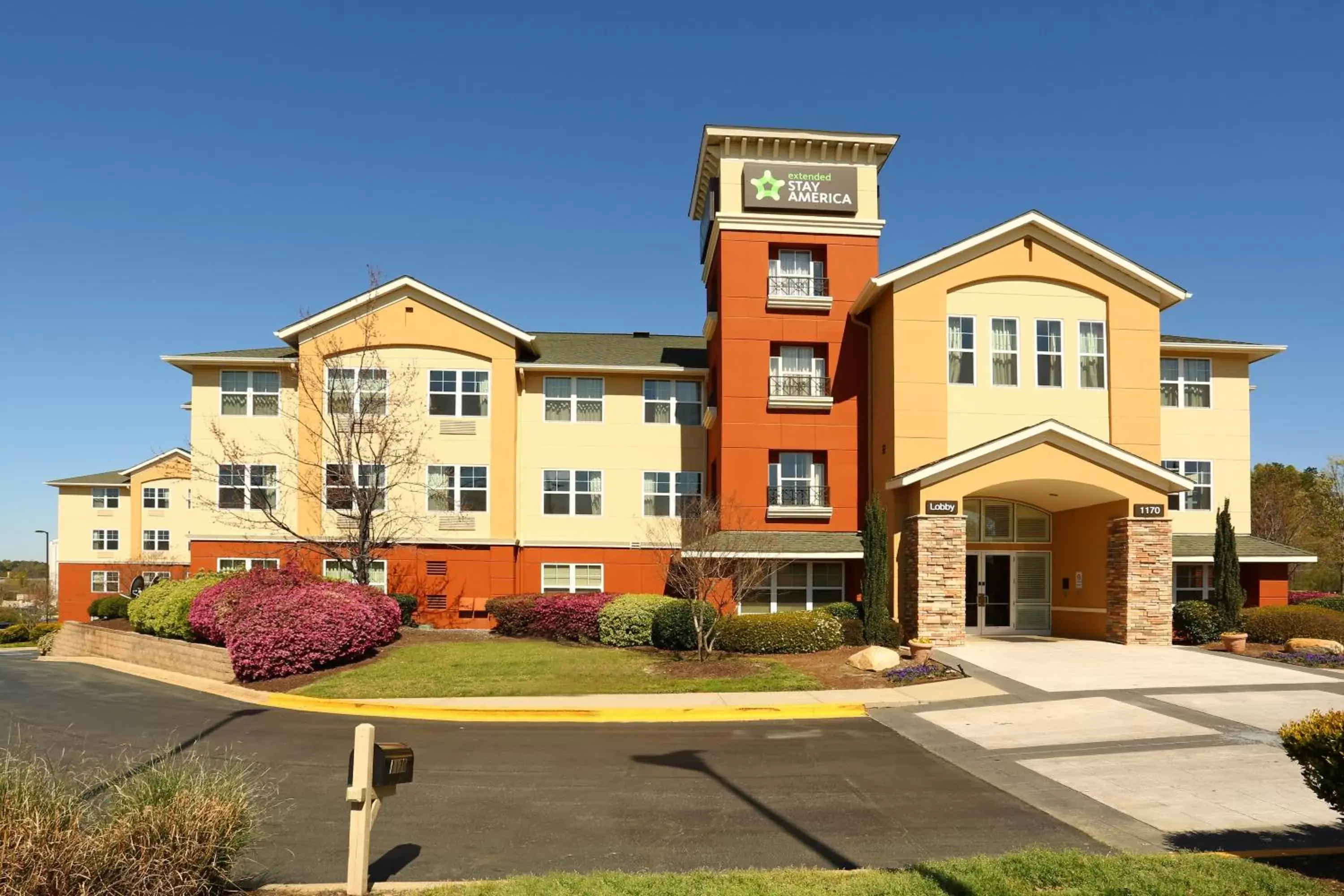 Property building in Extended Stay America Suites - Columbia - Northwest Harbison