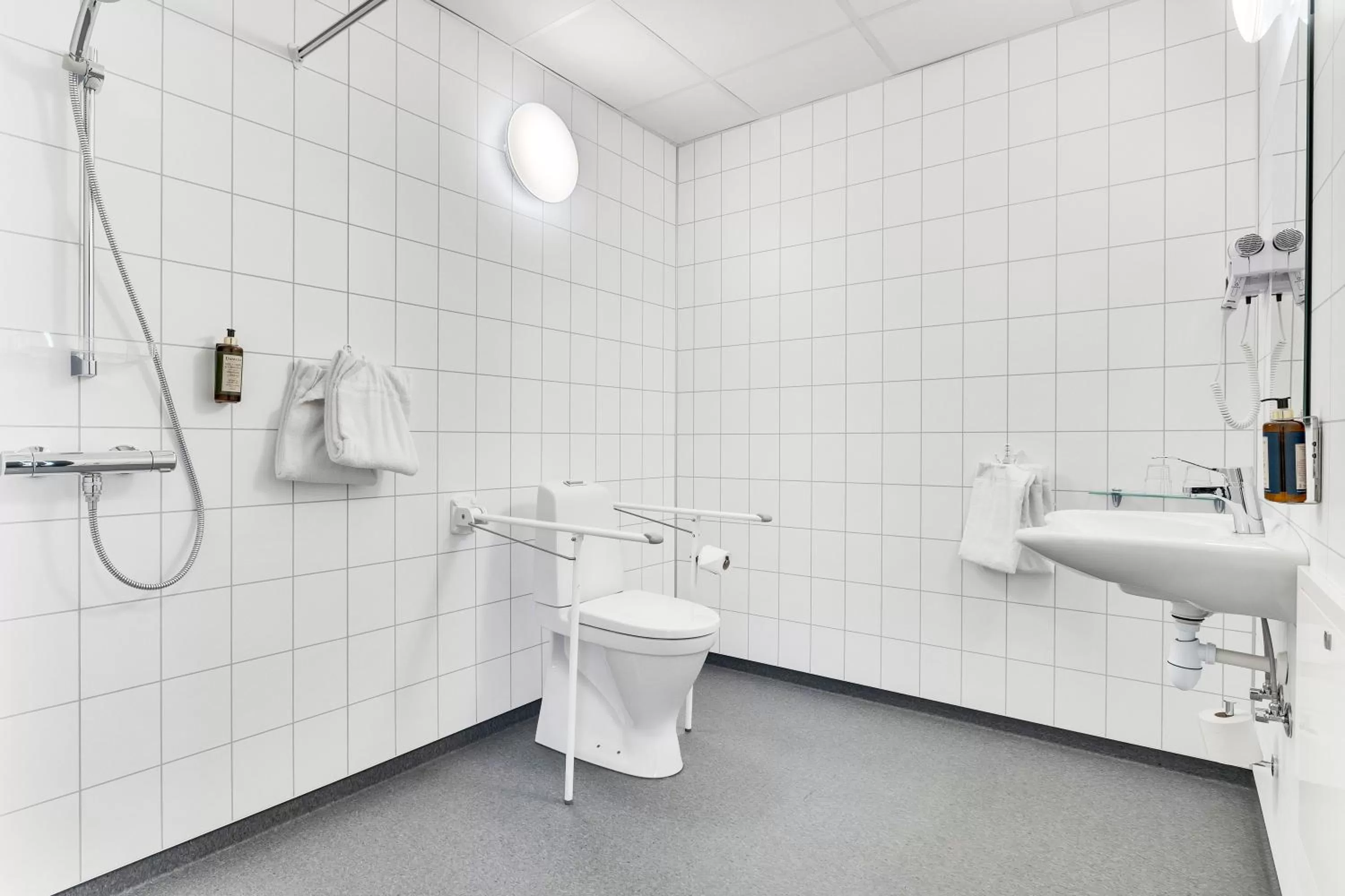 Bathroom in Aiden by Best Western Harstad Narvik Airport