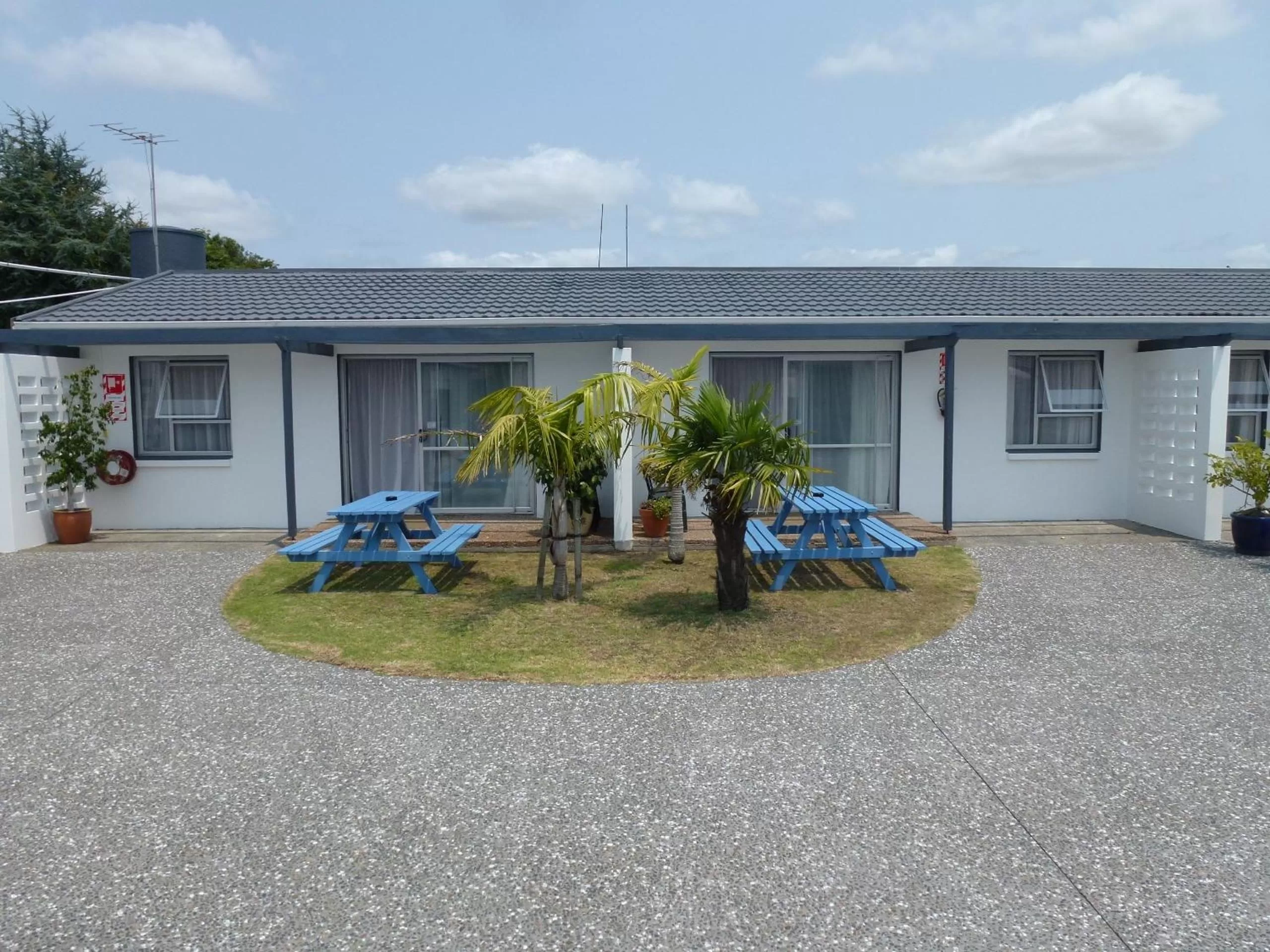 Facade/entrance in Mana-Nui Motel