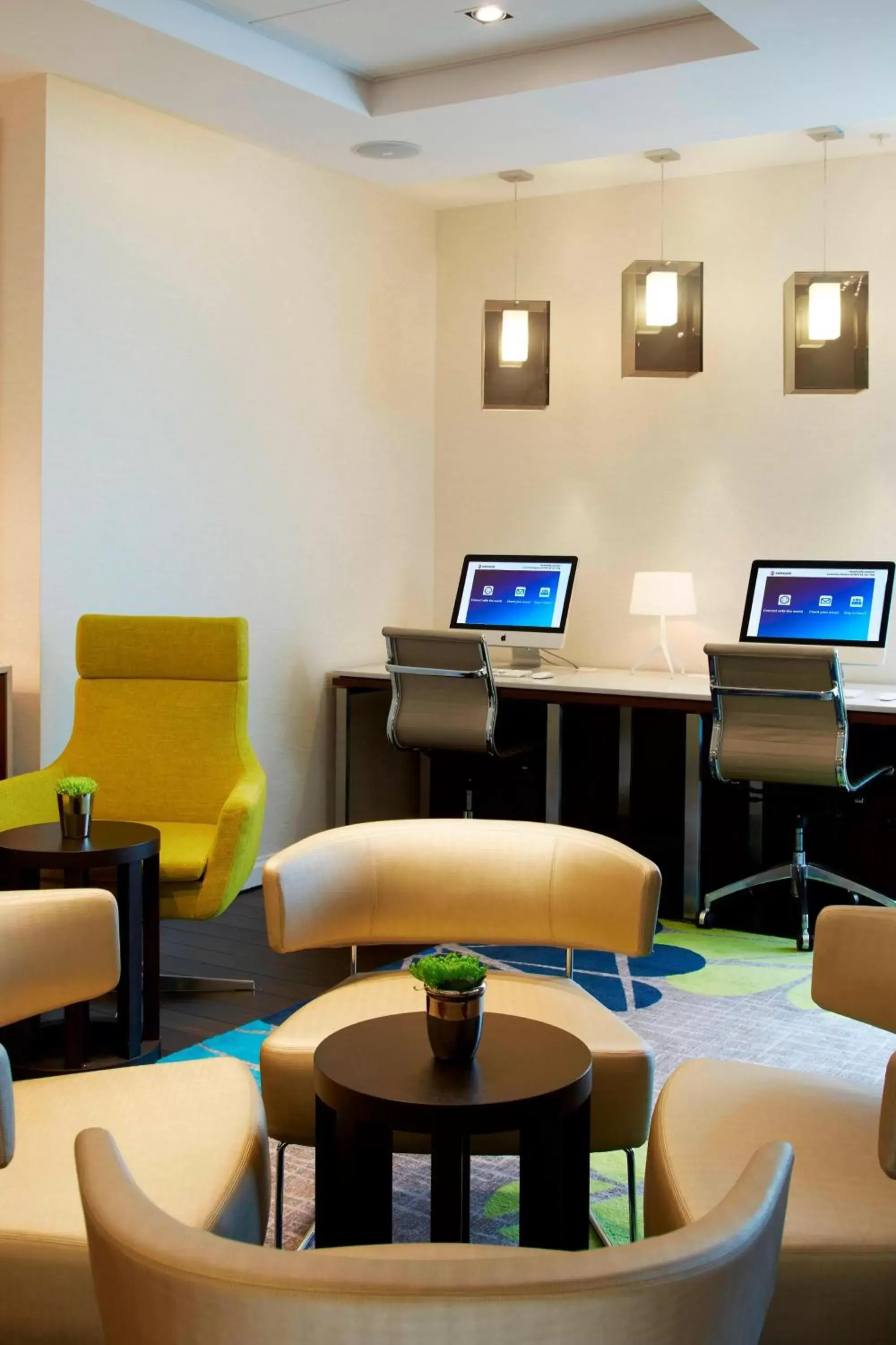 Business facilities in Courtyard by Marriott Aberdeen Airport