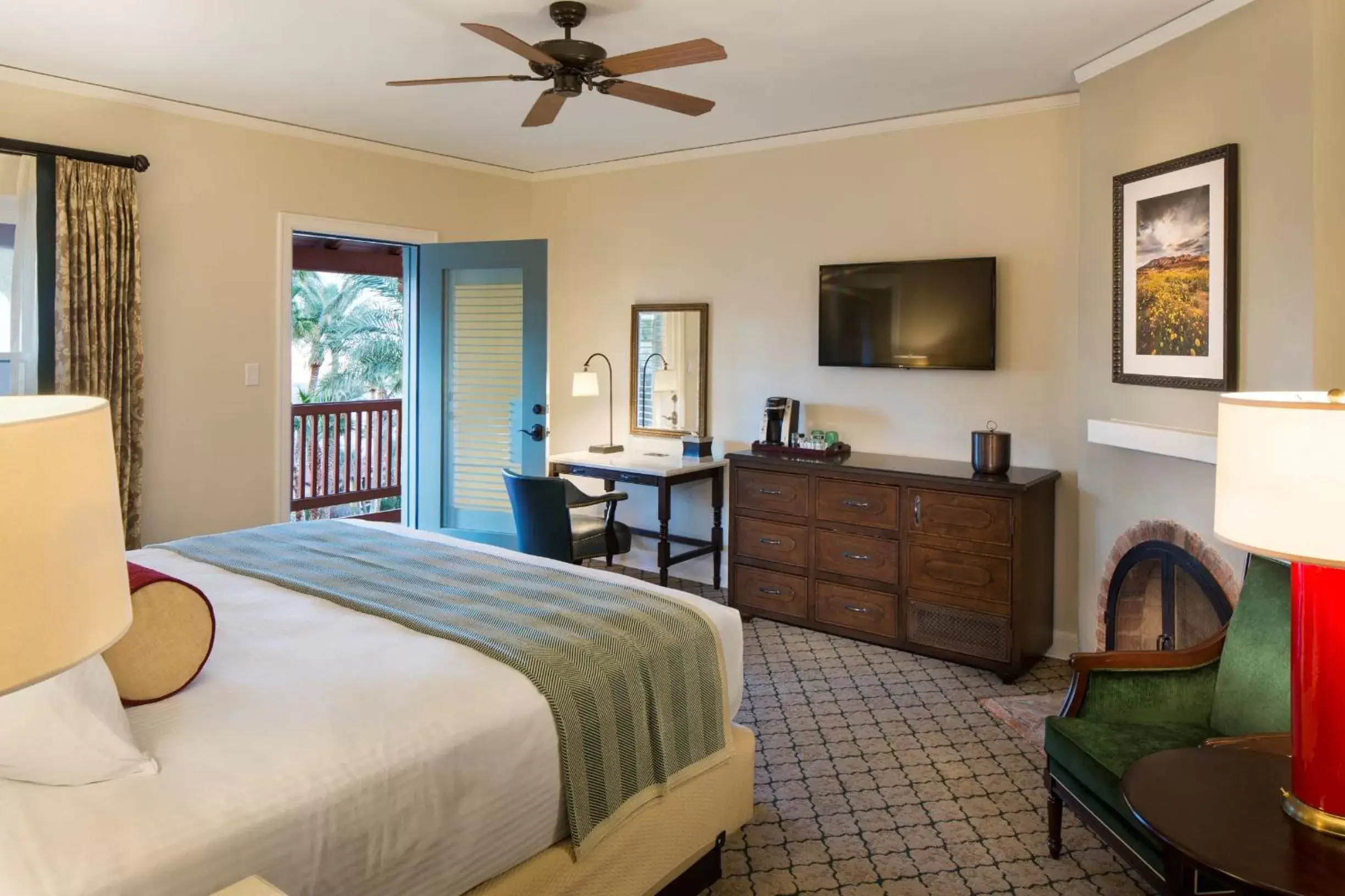 Photo of the whole room, TV/Entertainment Center in The Inn at Death Valley