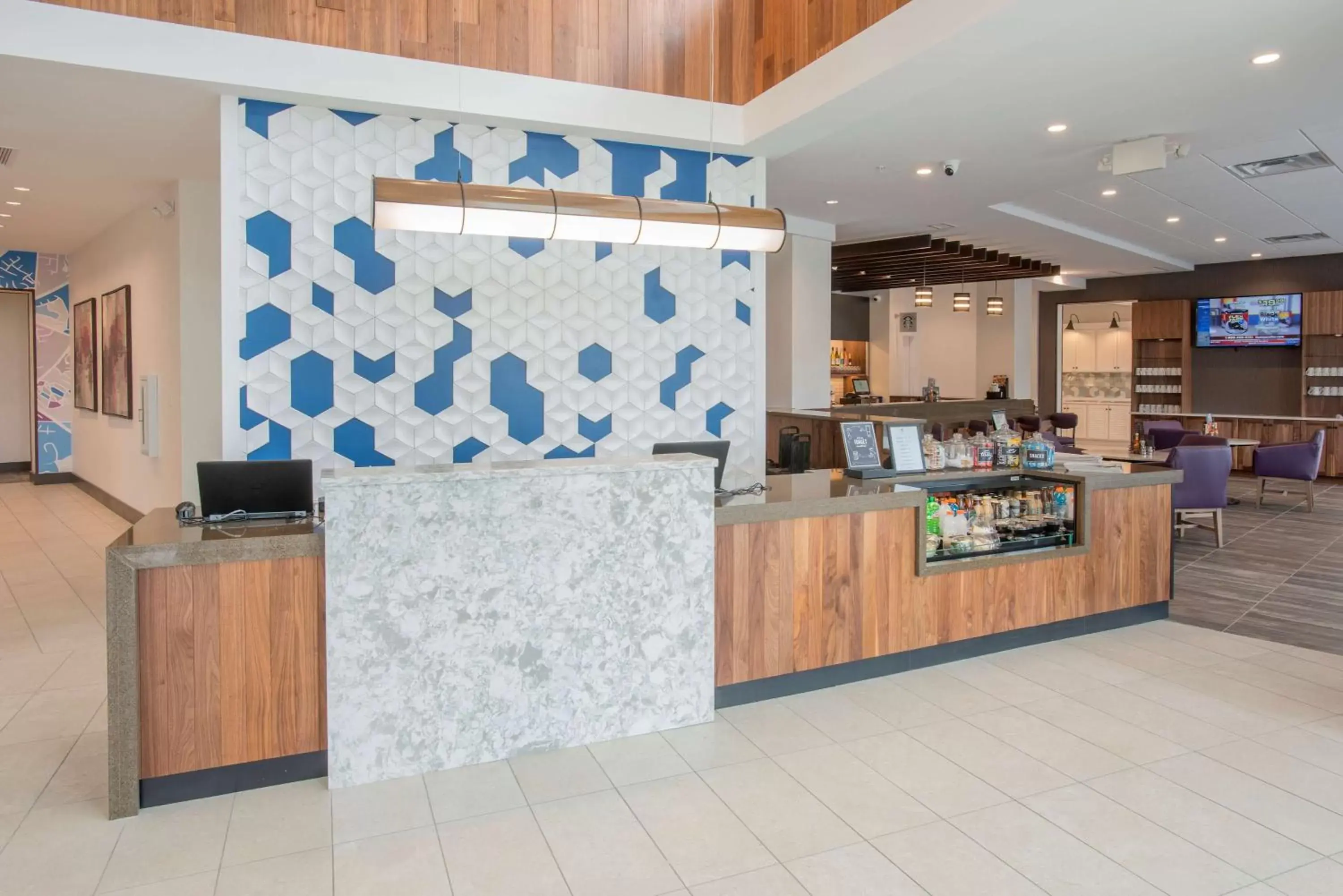 Lobby or reception in Hyatt Place Cincinnati/Sharonville Convention Center