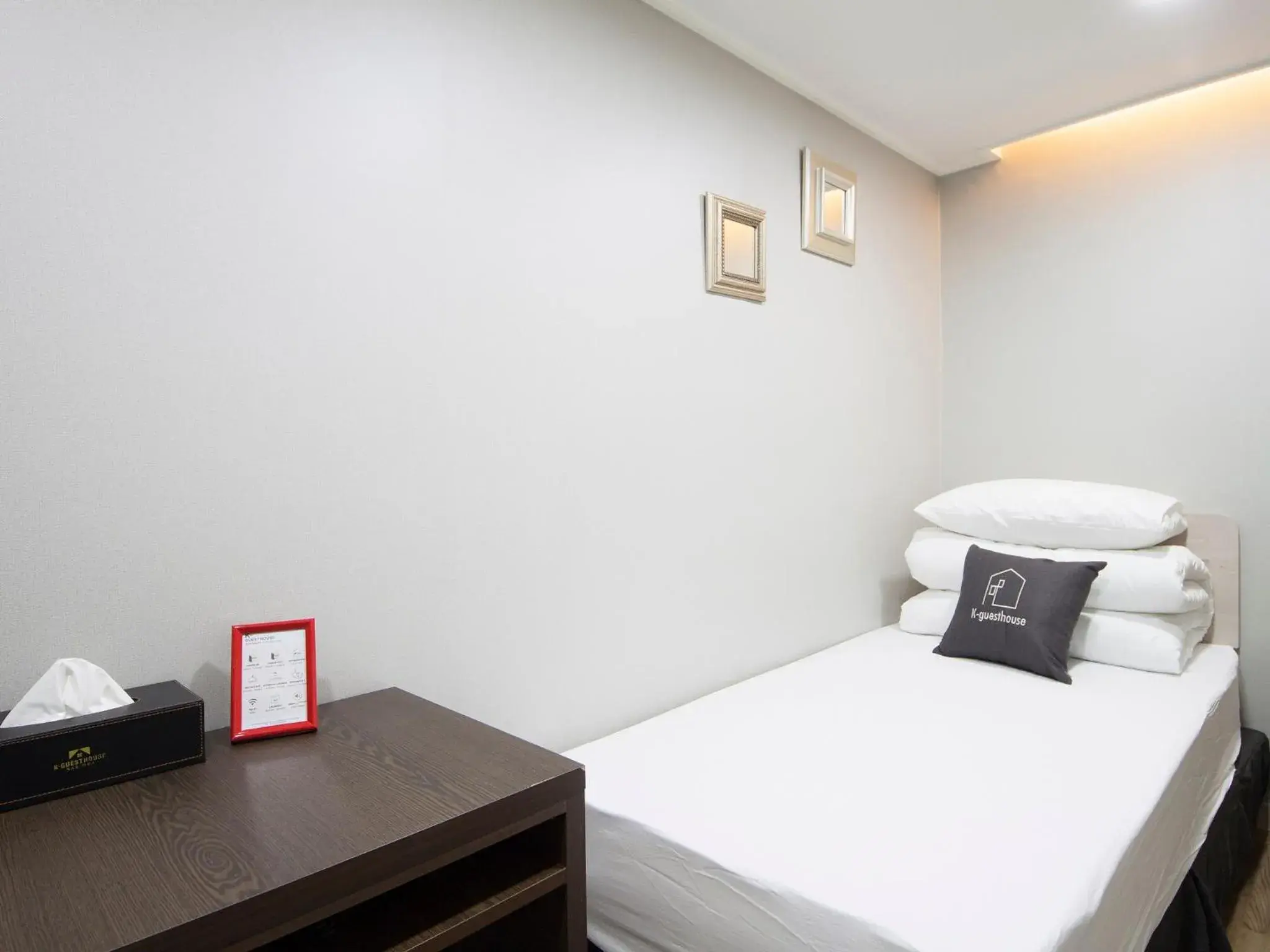 Bed in K-Guesthouse Premium Gangnam 1