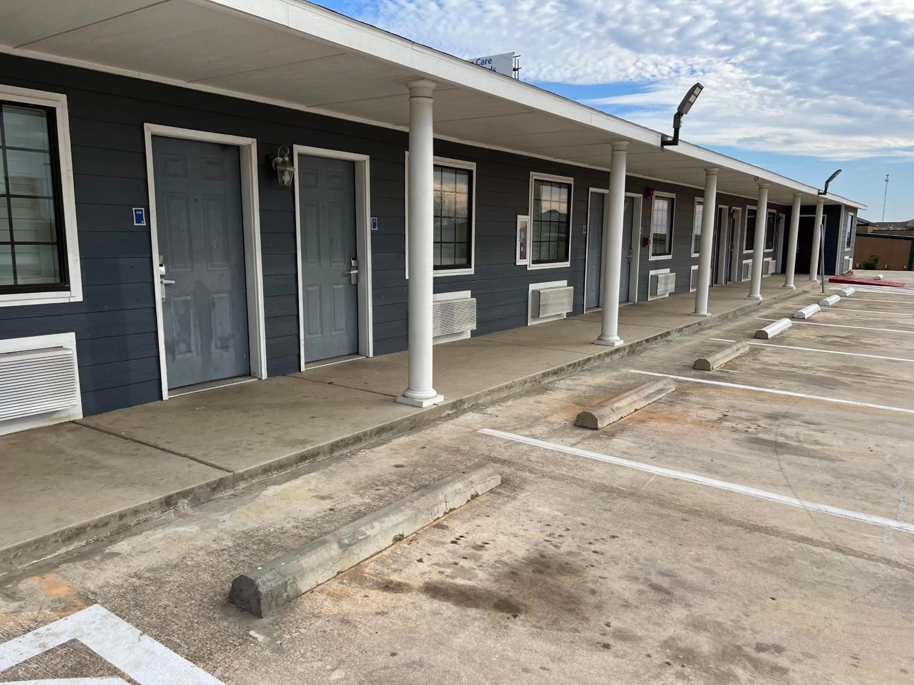 Property building in Hotel Bien Venido