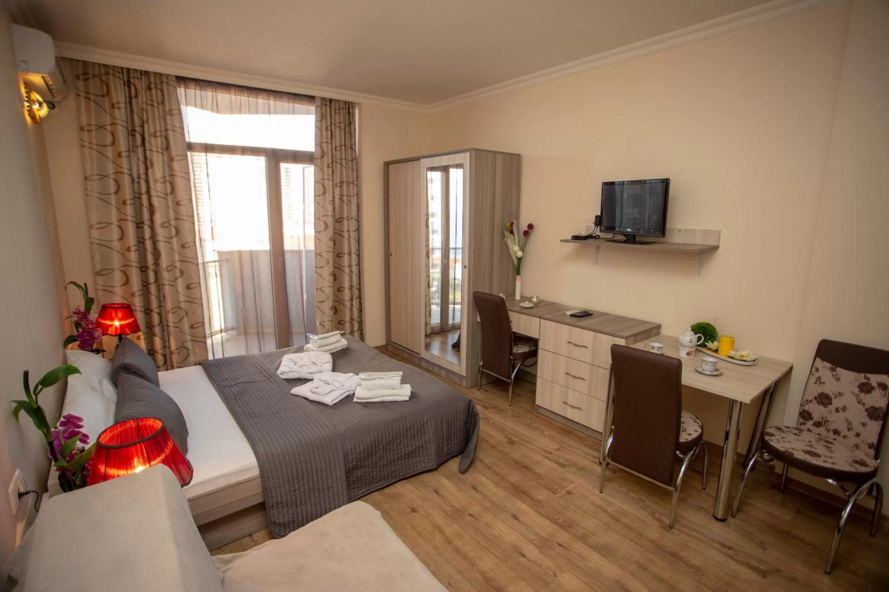 Living room, Bed in Blue Star Batumi