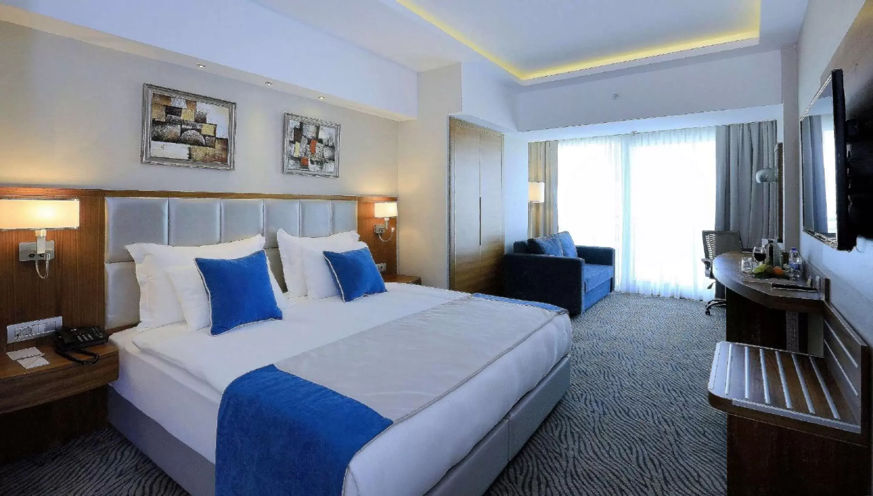 Photo of the whole room, Bed in Best Western Premier Karsiyaka Convention & Spa Hotel