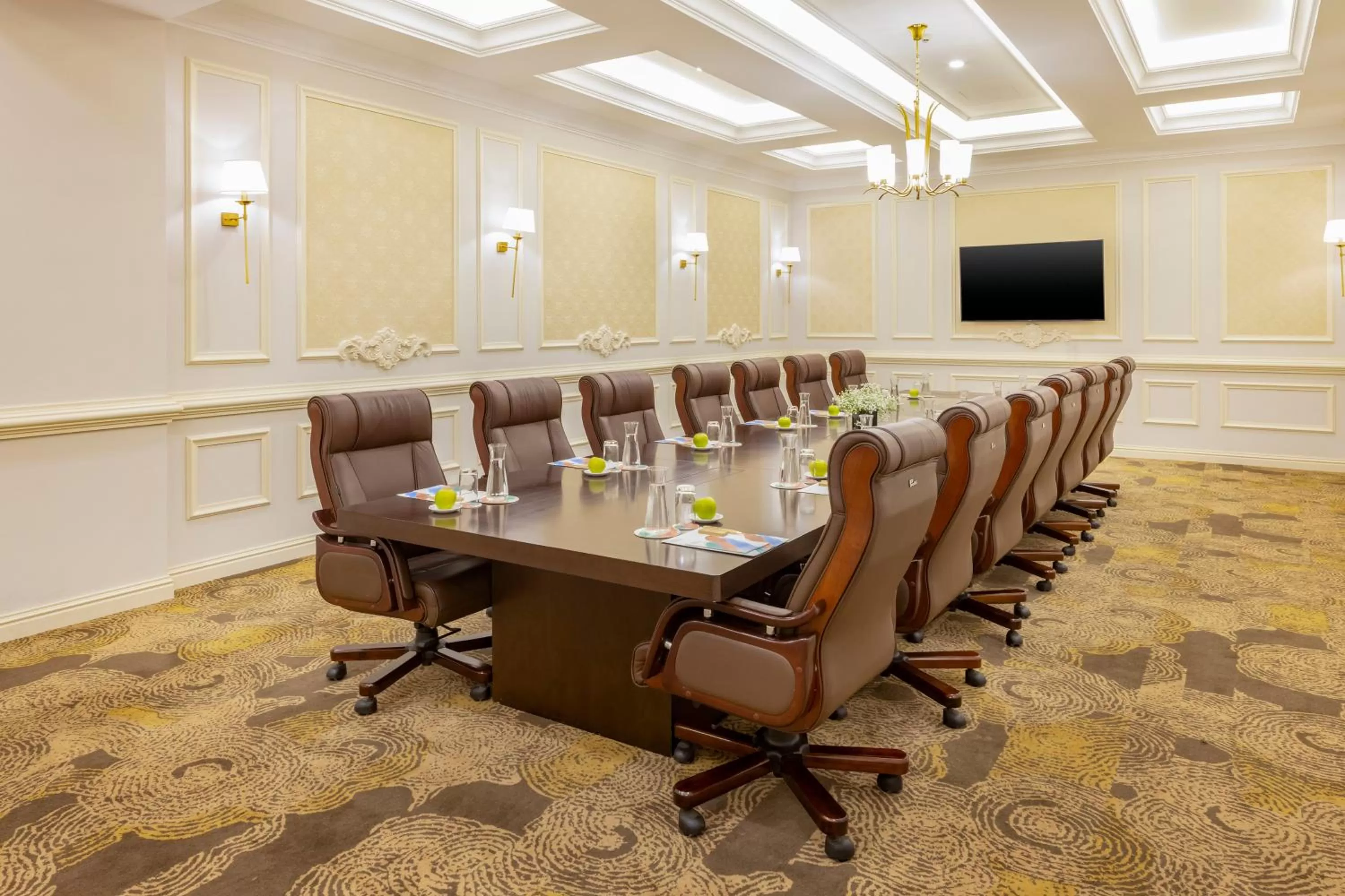 Meeting/conference room in Meliá Vinpearl Phu Ly