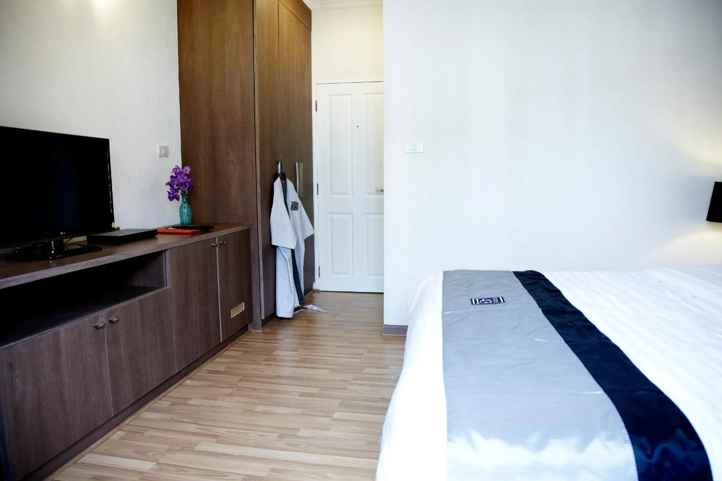 Bed in Poste 43 Residence