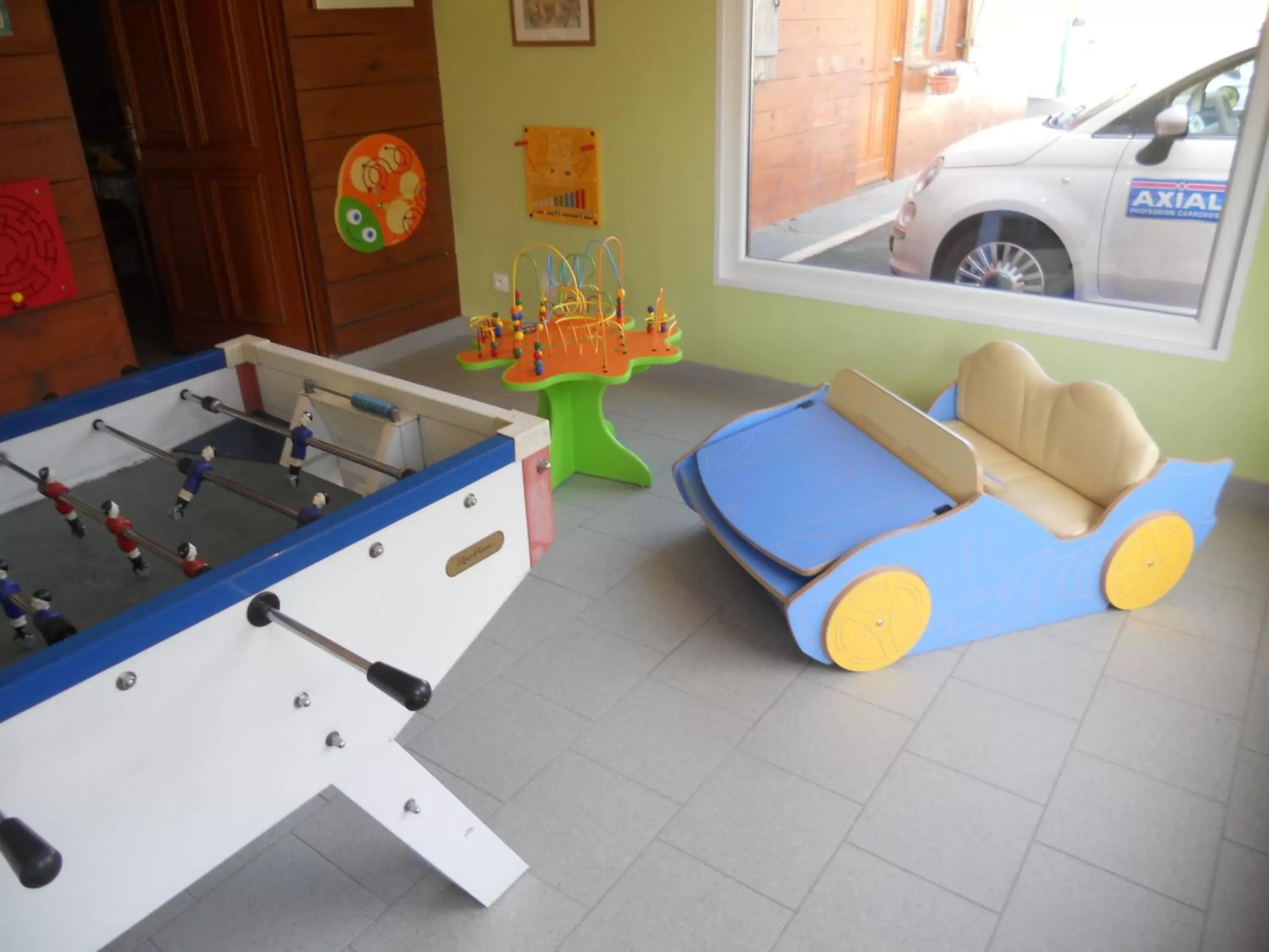 Children play ground, Billiards in Auberge du Saut des Cuves