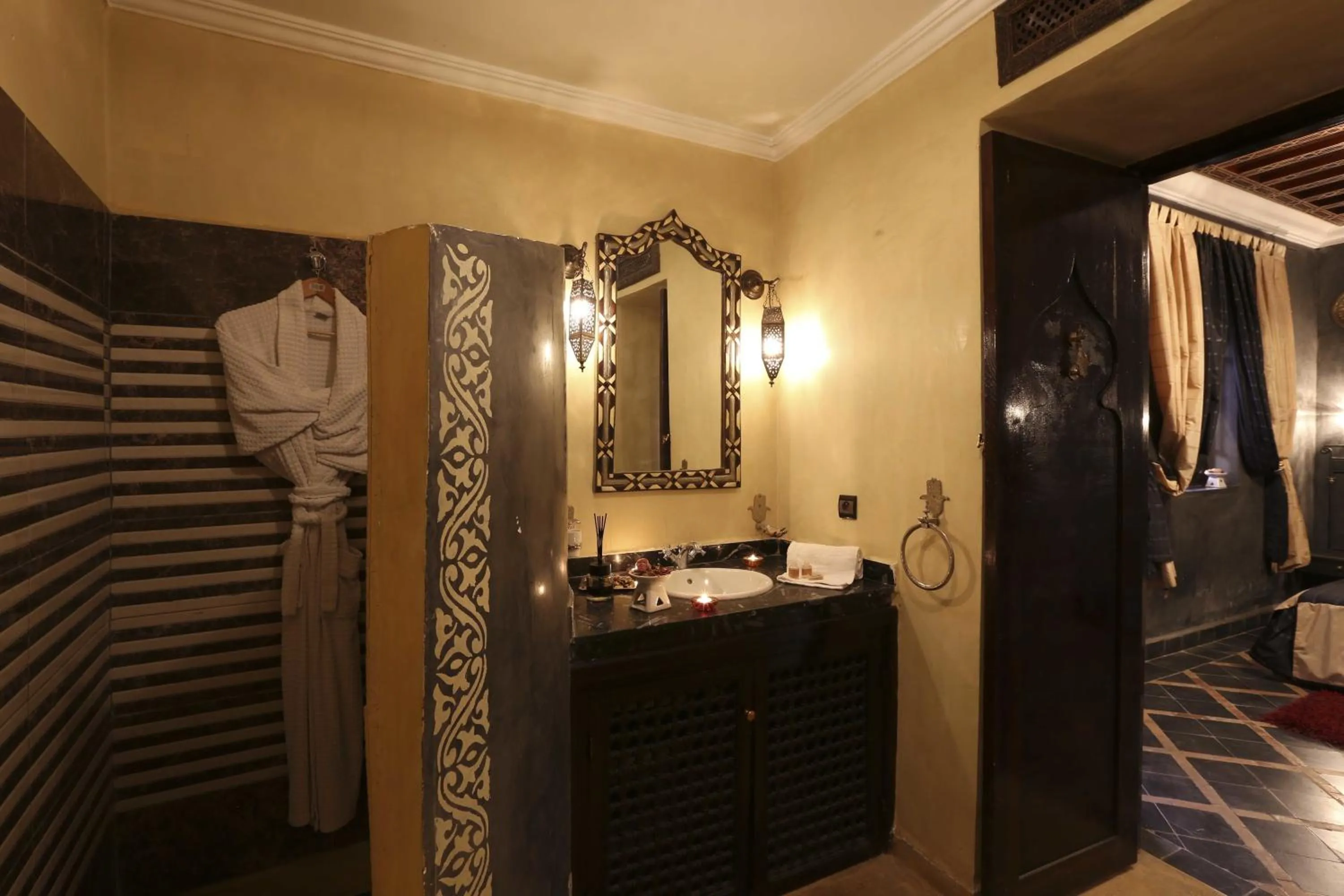 Bathroom in Riad Mille Et Une Nuits