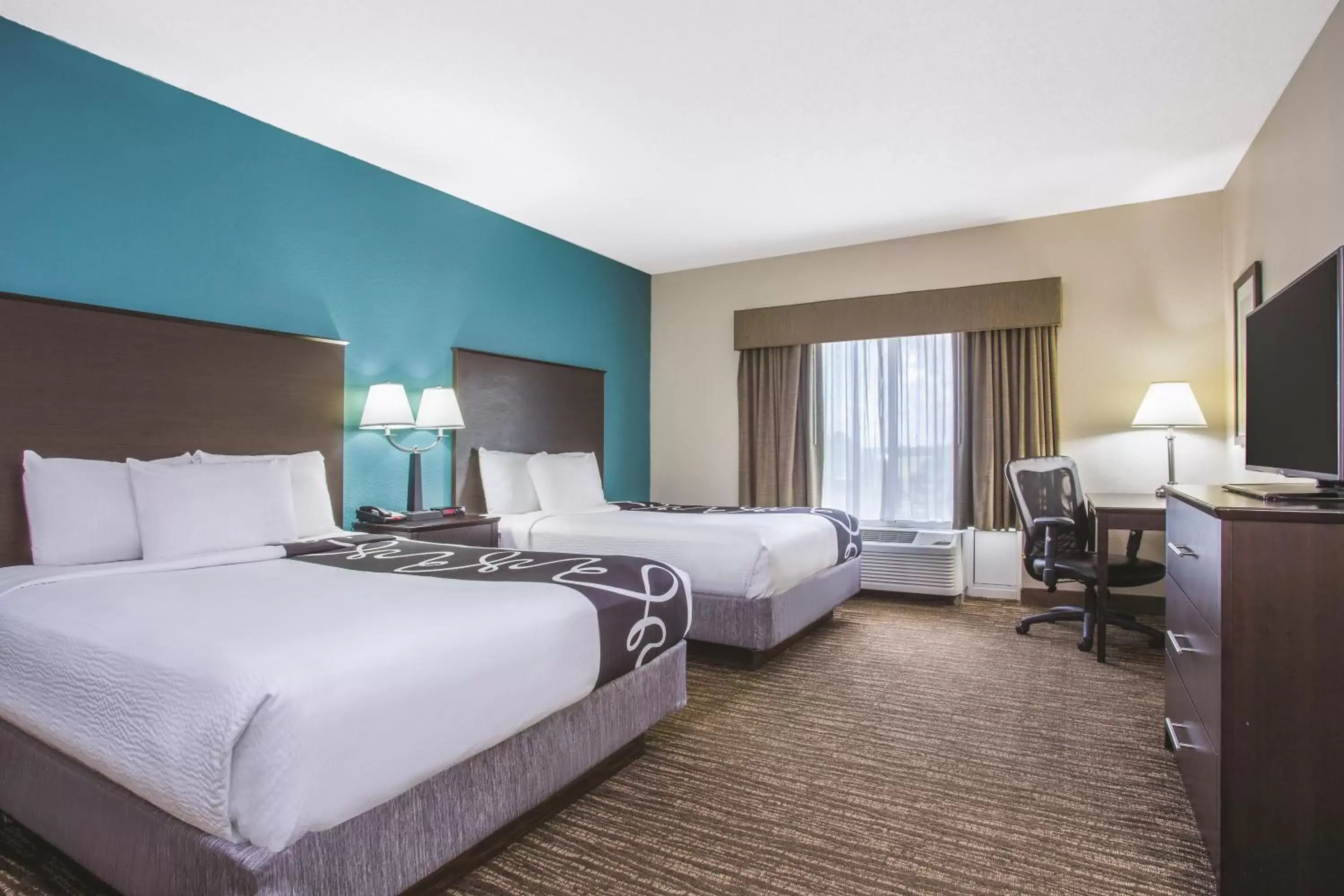 Bedroom in Comfort Inn & Suites Sarasota I75