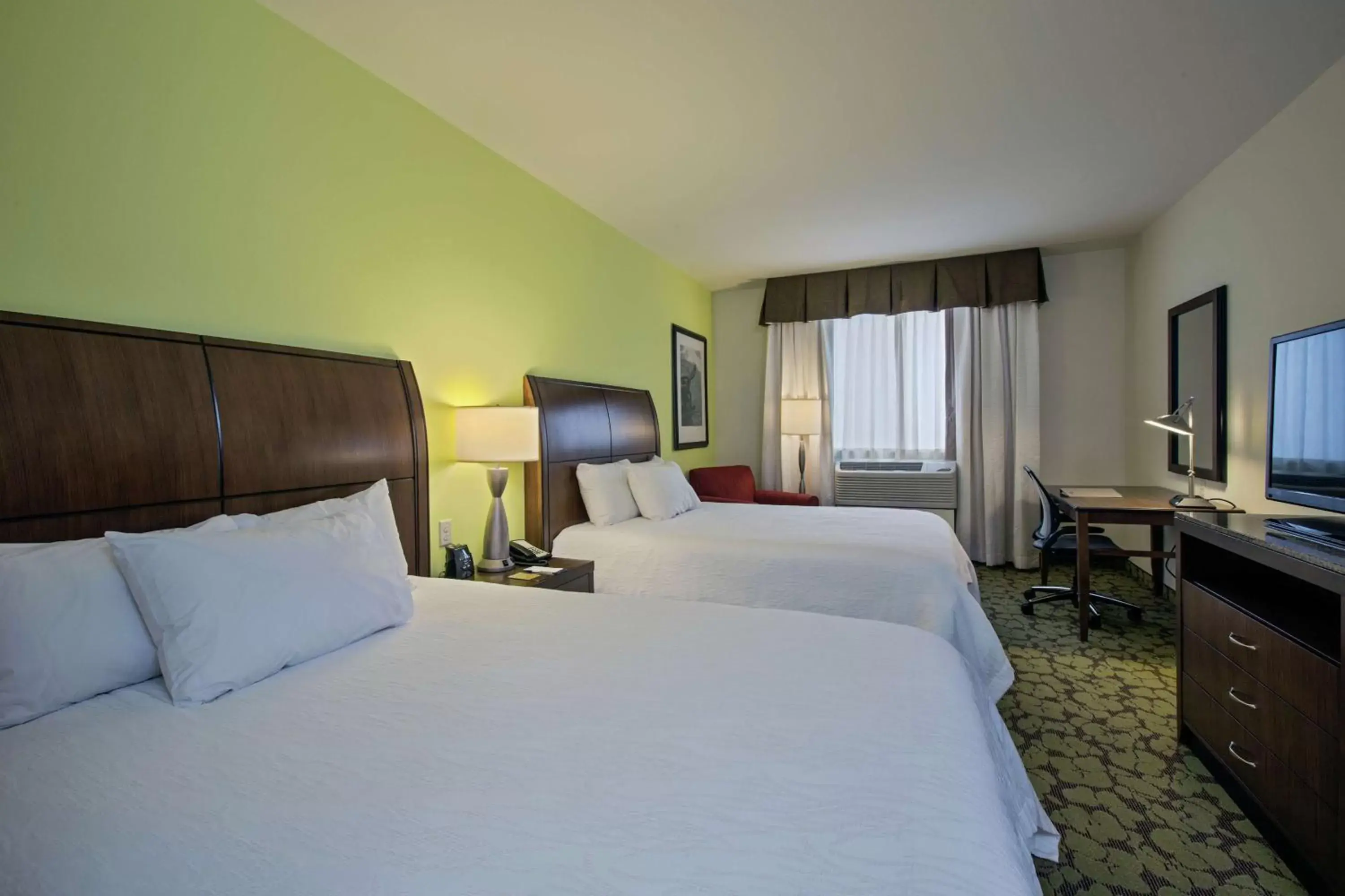 Bedroom, Bed in Hilton Garden Inn Lincoln Downtown/Haymarket