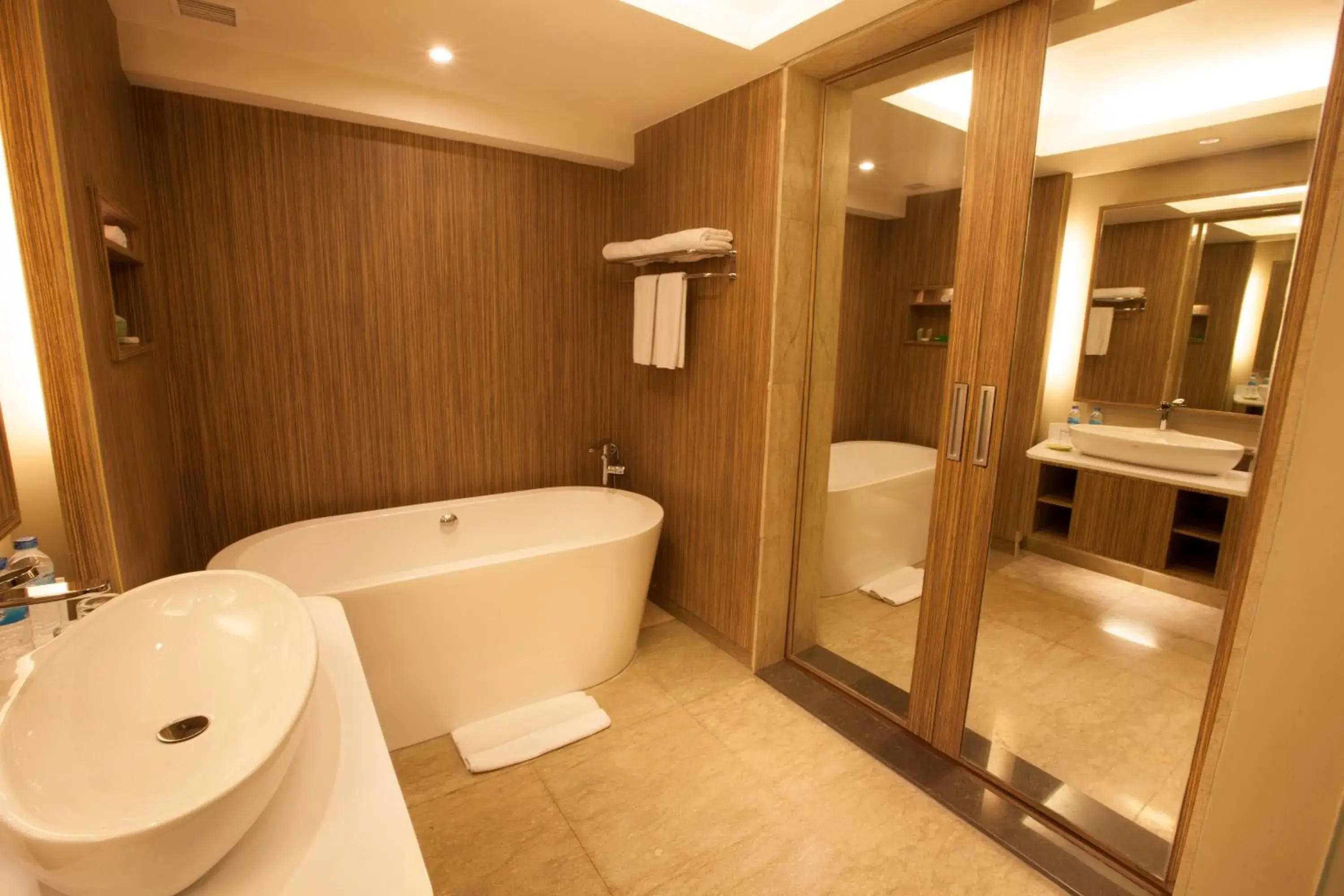 Bathroom in Bintang Kuta Hotel