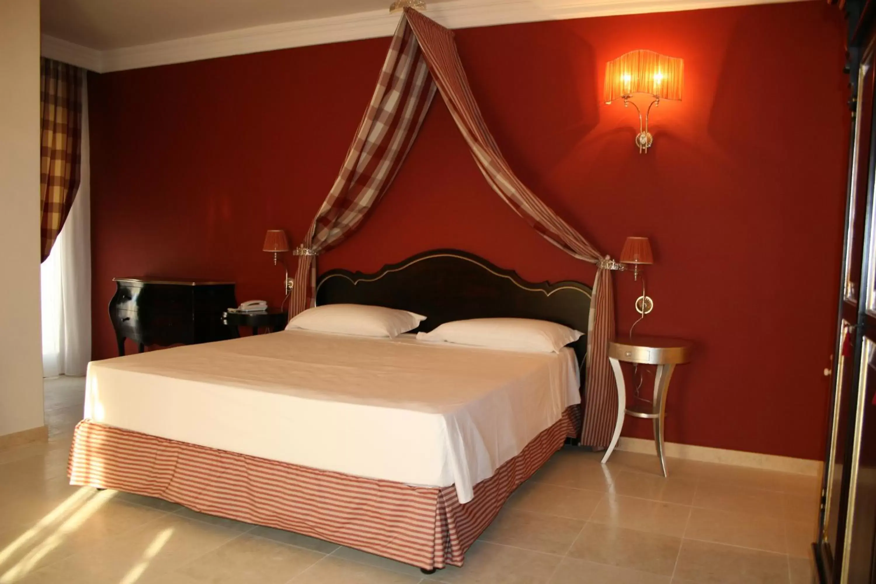 Photo of the whole room, Bed in Palace Hotel Vieste Photo of the whole room, Bed in Palace Hotel Vieste