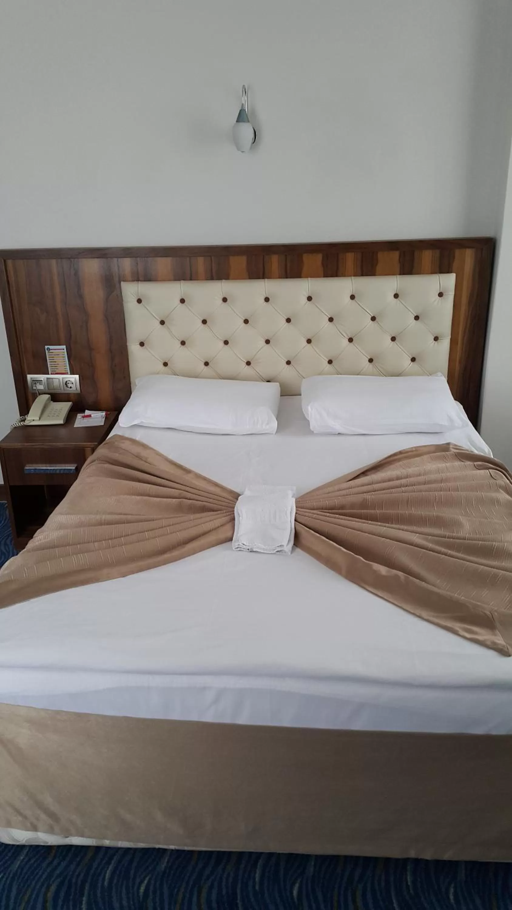 Bedroom, Bed in Miroglu Hotel