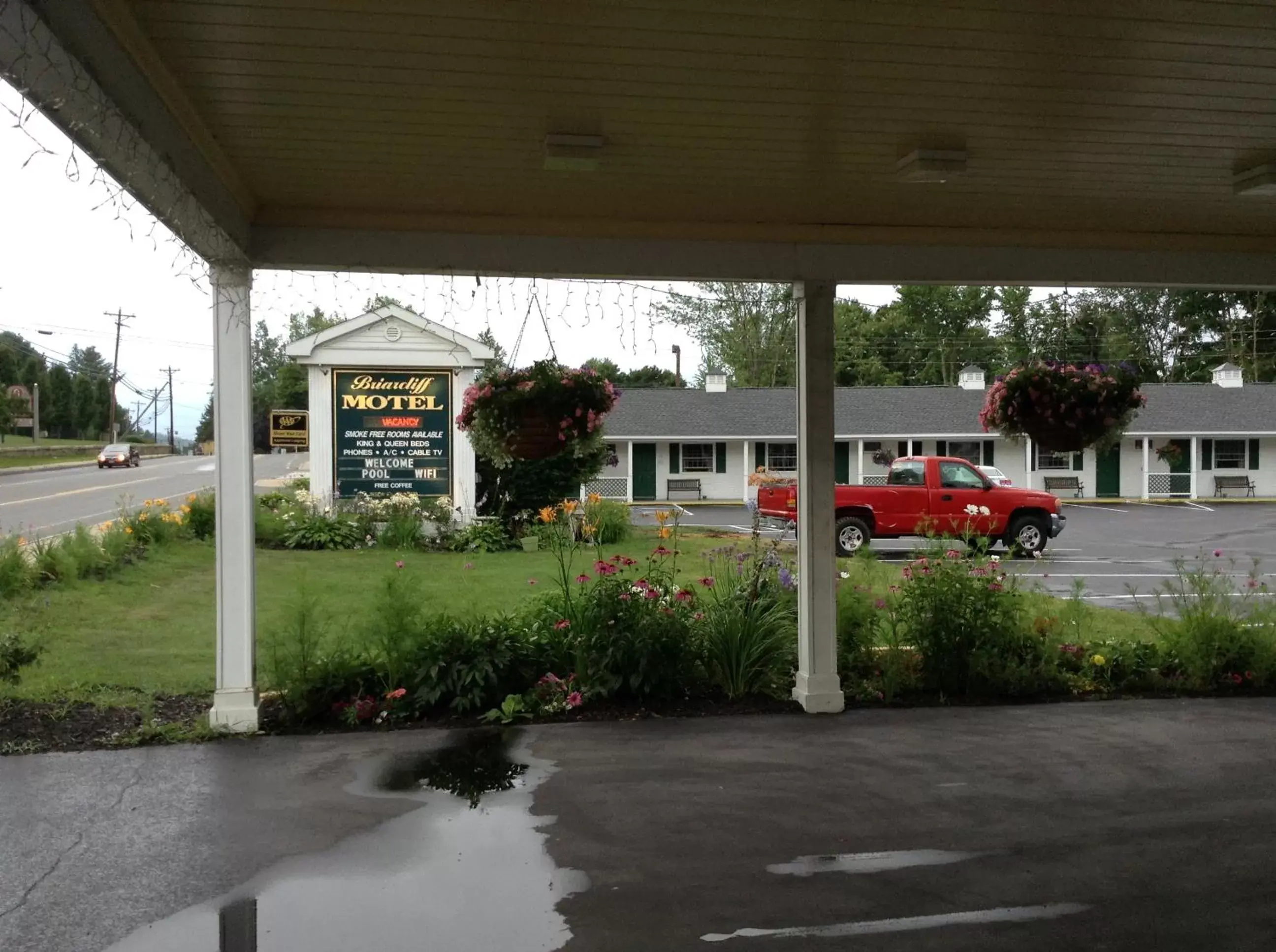 Street view in Briarcliff Motel