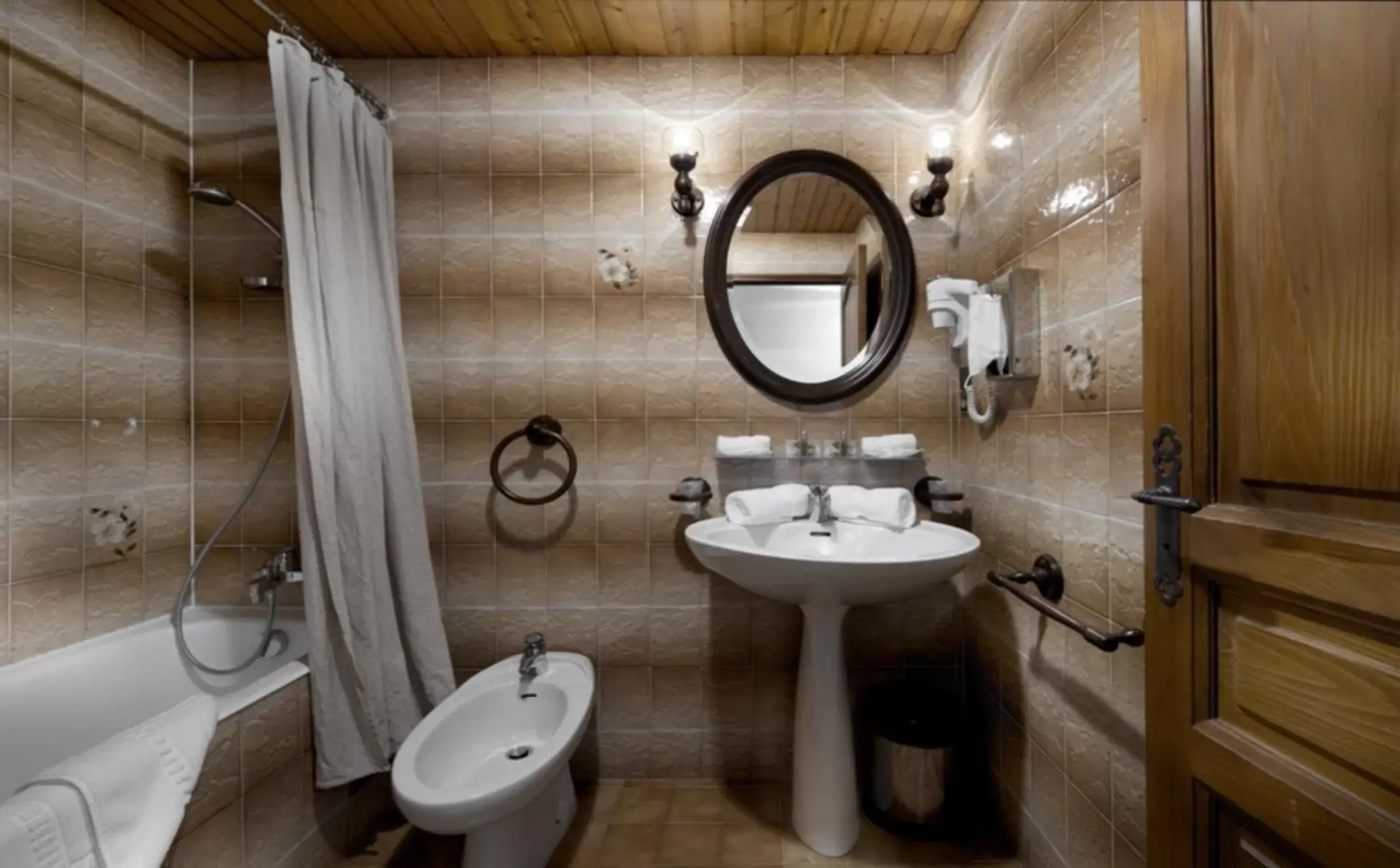 Bathroom in Auberge de Savoie