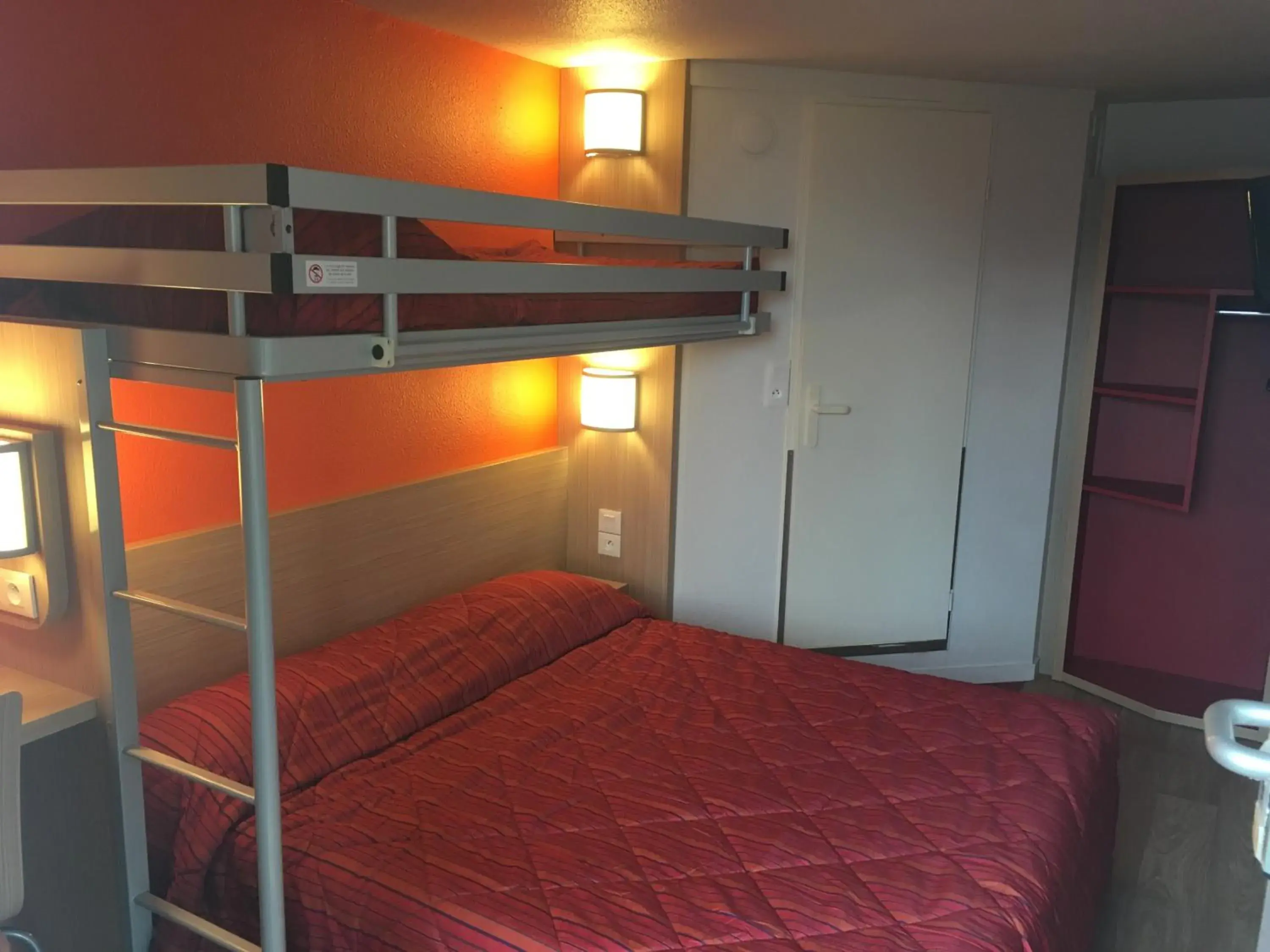 Bedroom, Bunk Bed in Premiere Classe Soissons