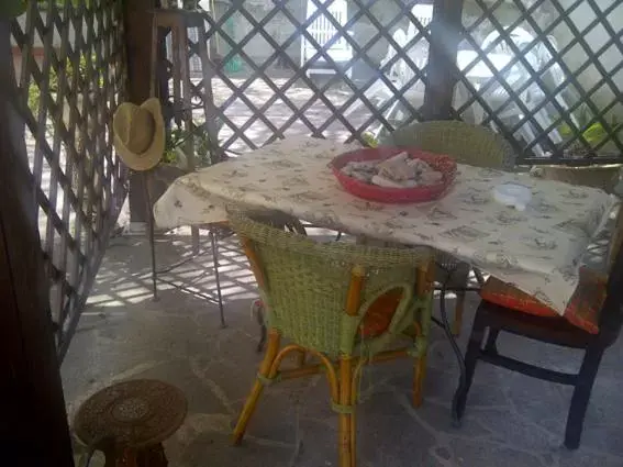 Dining Area in B&B A Casa di Mael